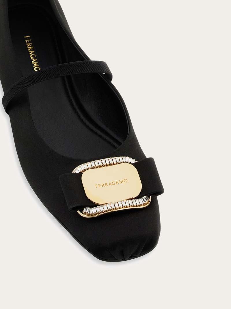 New Vara plate ballet flat 6