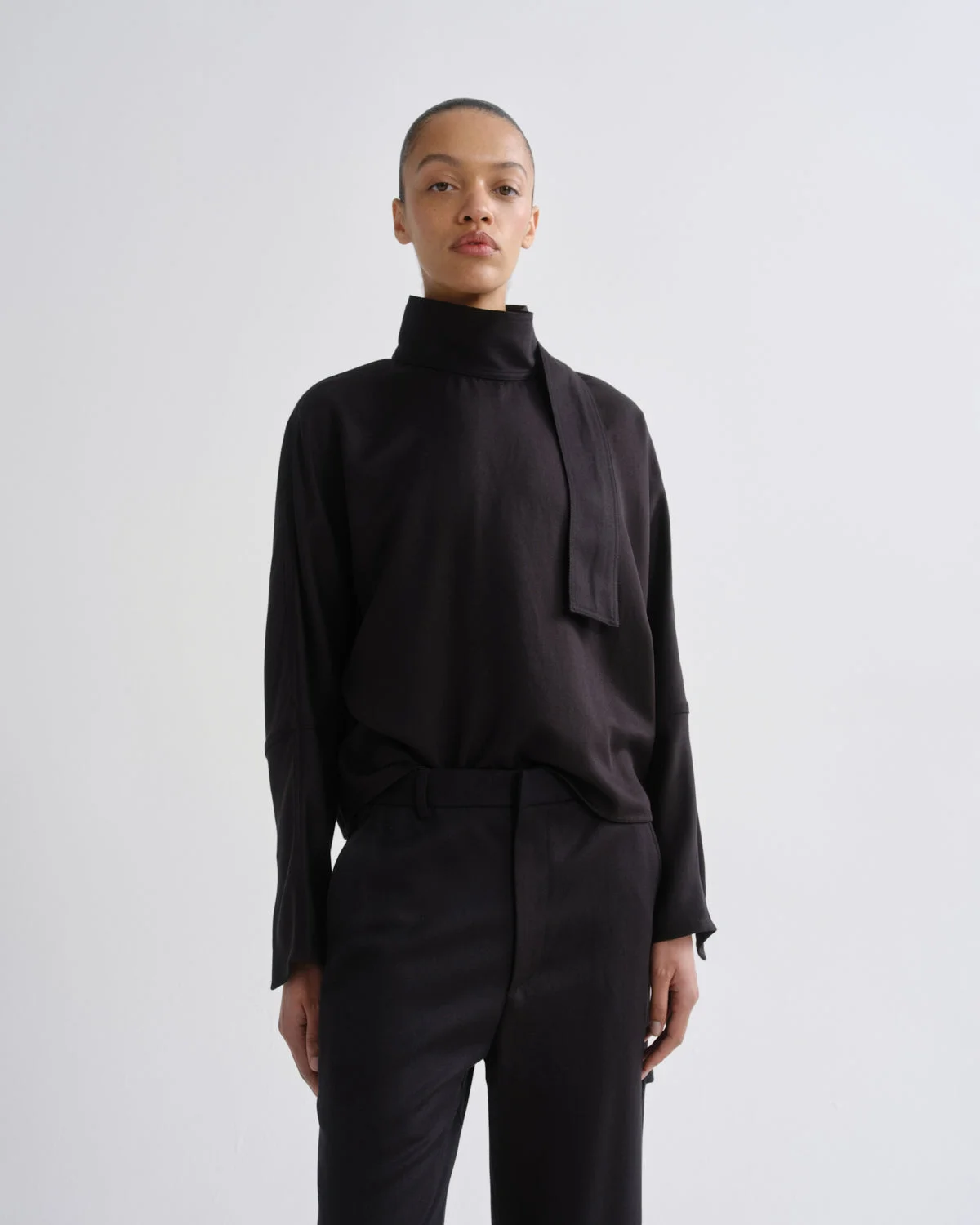 KEMBRA TOP IN CHARCOAL - 1