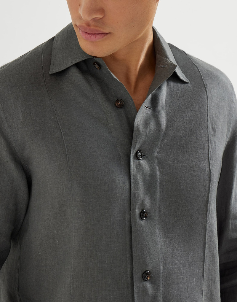 Linen easy fit shirt with Crête details 5