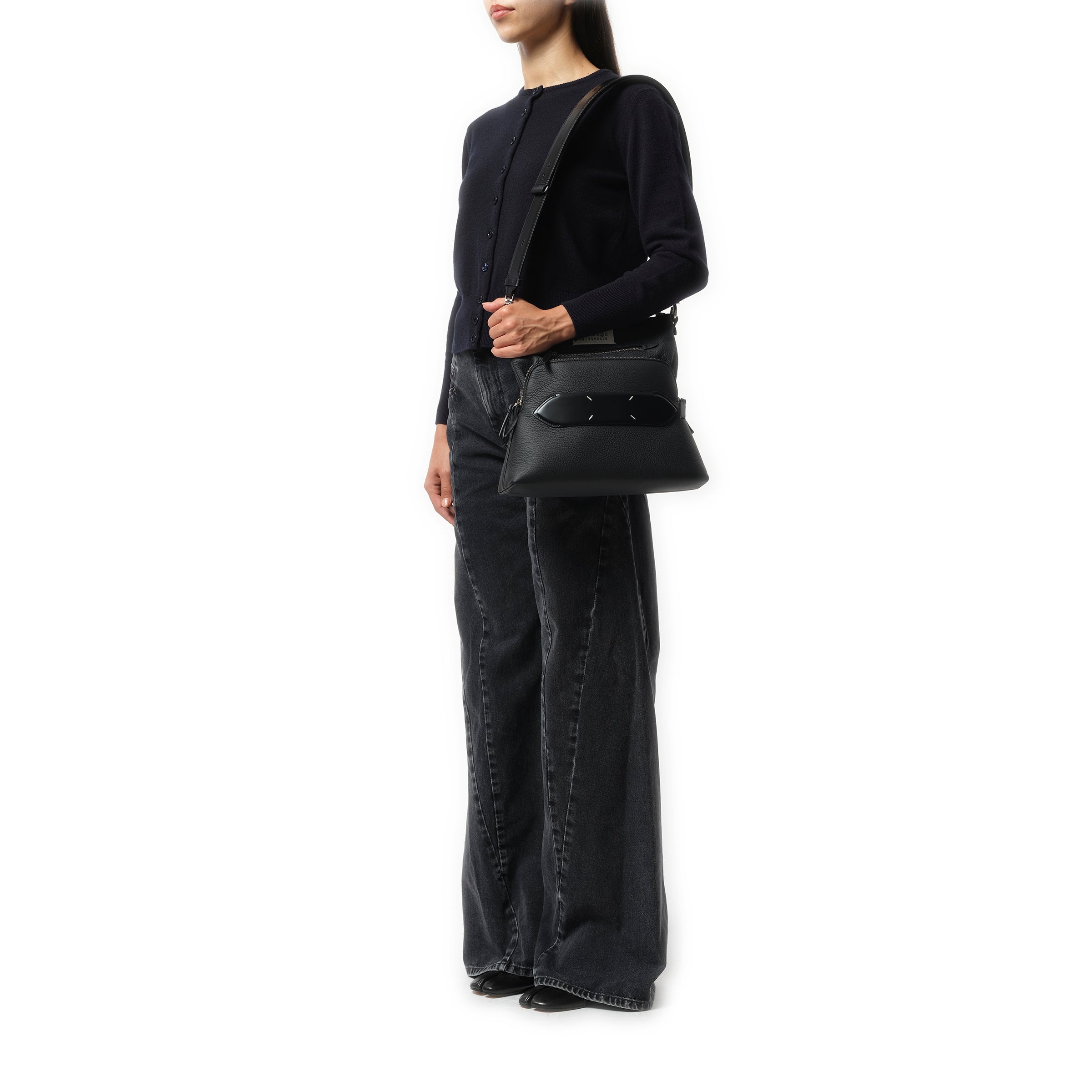 Soft 5AC Multifunction Small Shoulder Bag in Black - 4