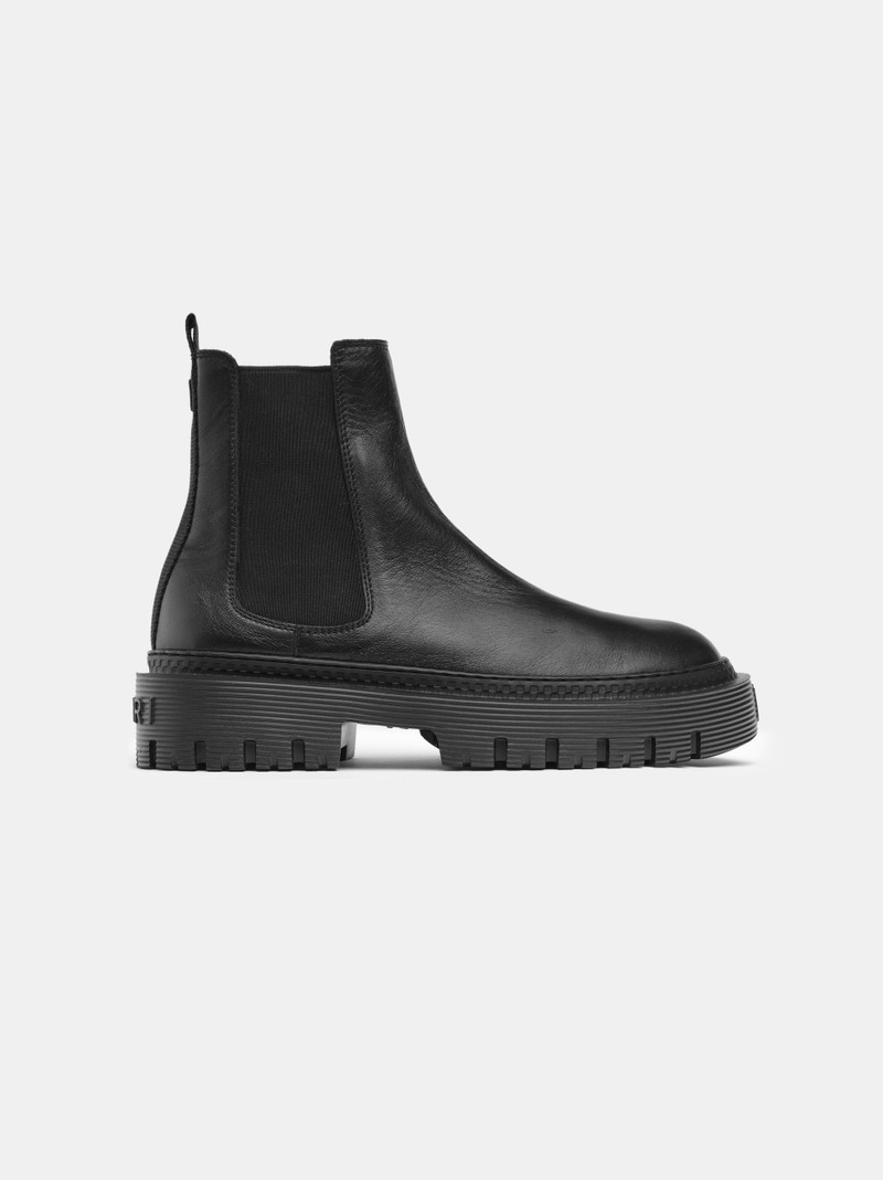 JUMBO CHELSEA BOOT 1