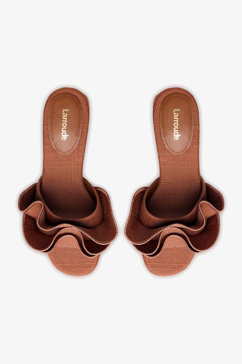 Brigitte Ruffle Mule In Caramel Raffia 3