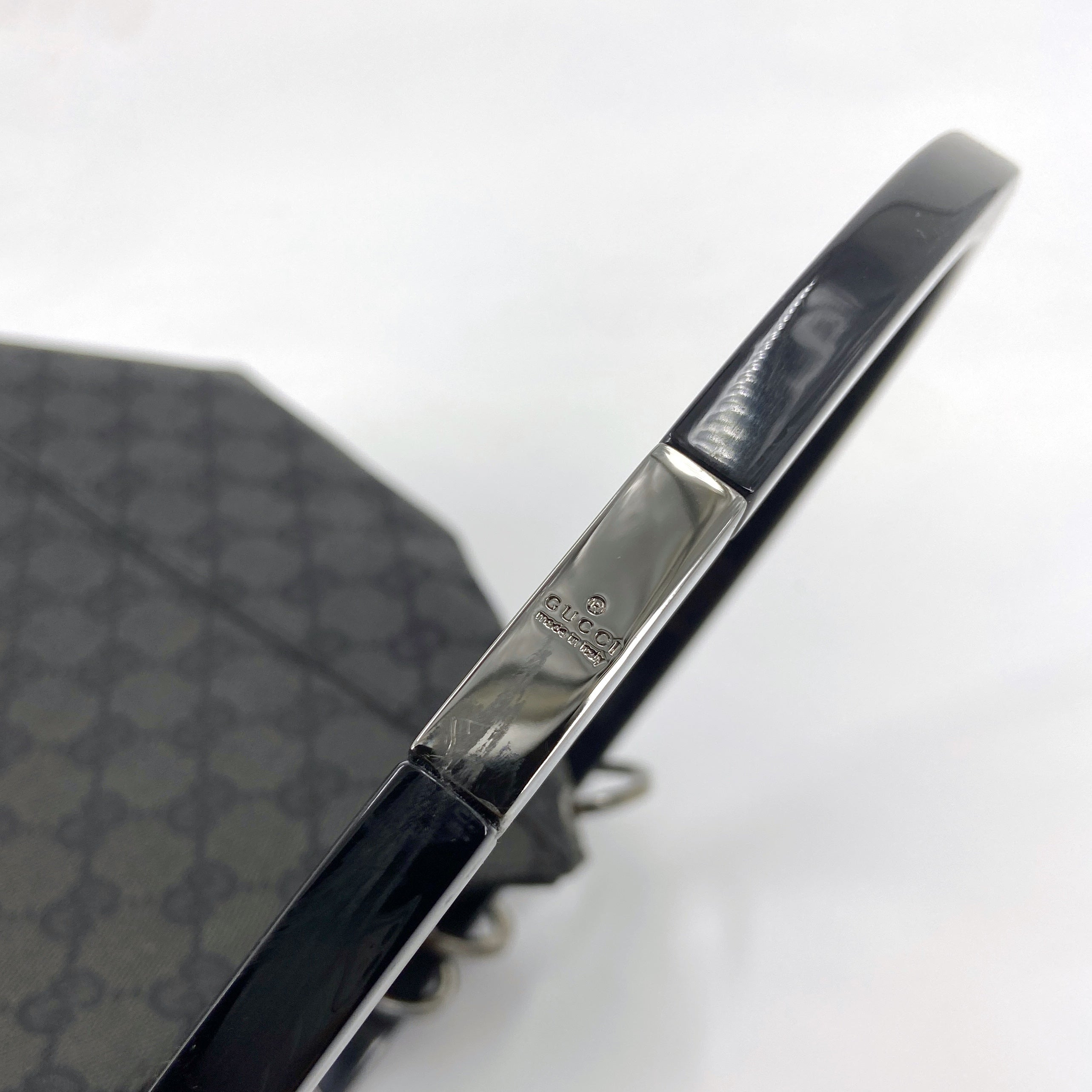Gucci Fall 1999 Tom Ford Large Black Monogram Bucket Acrylic Ring Bag - 9