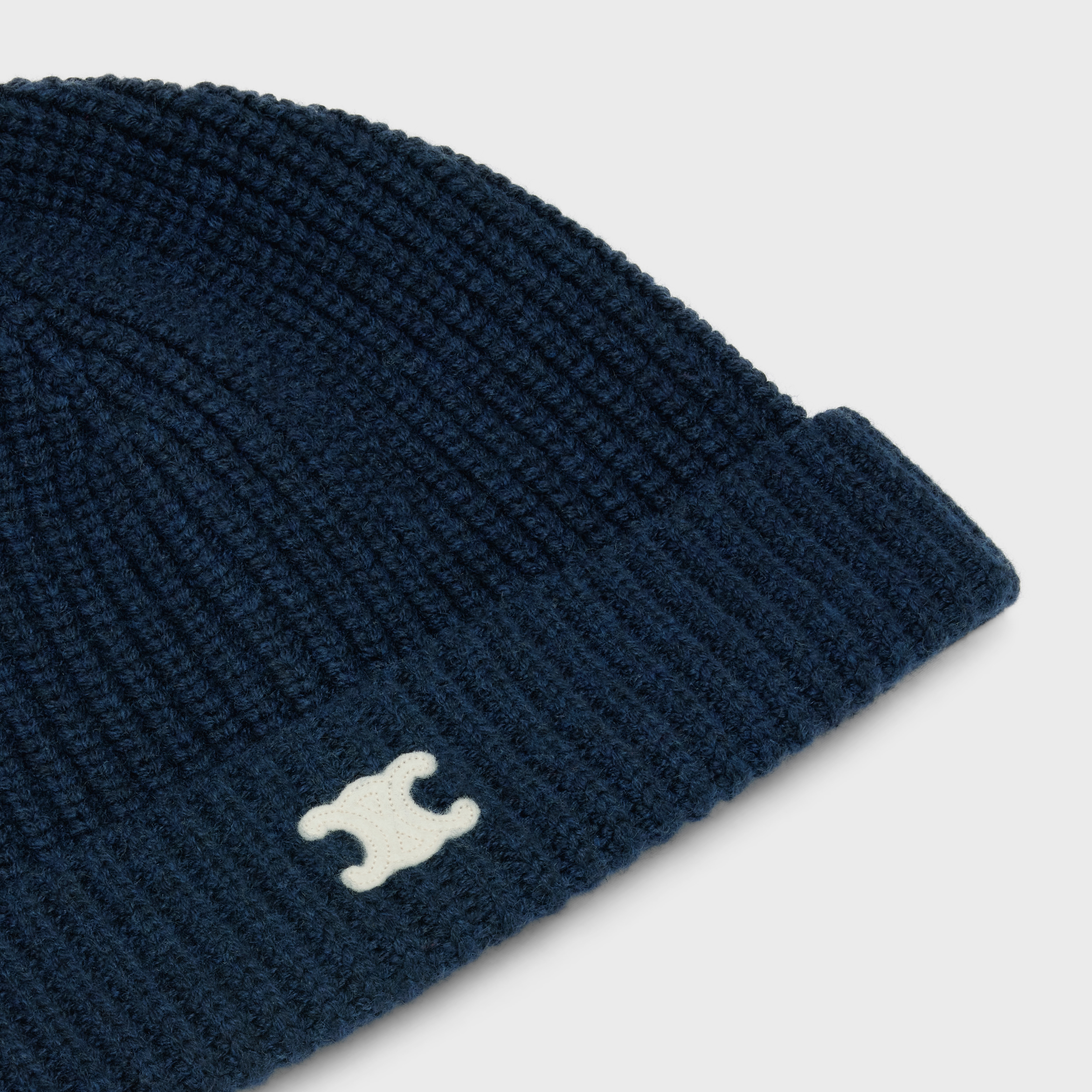 TRIOMPHE BEANIE IN HERITAGE CASHMERE - 3