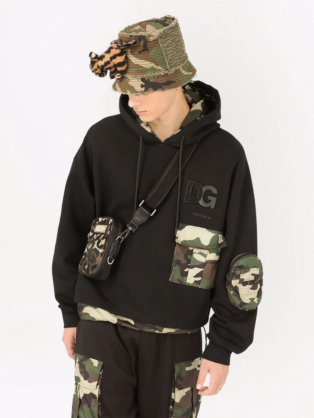 camouflage-print mini messenger bag - 2