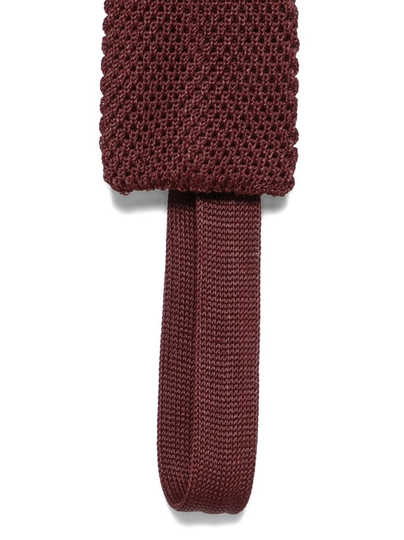 crochet-knit scarf 3