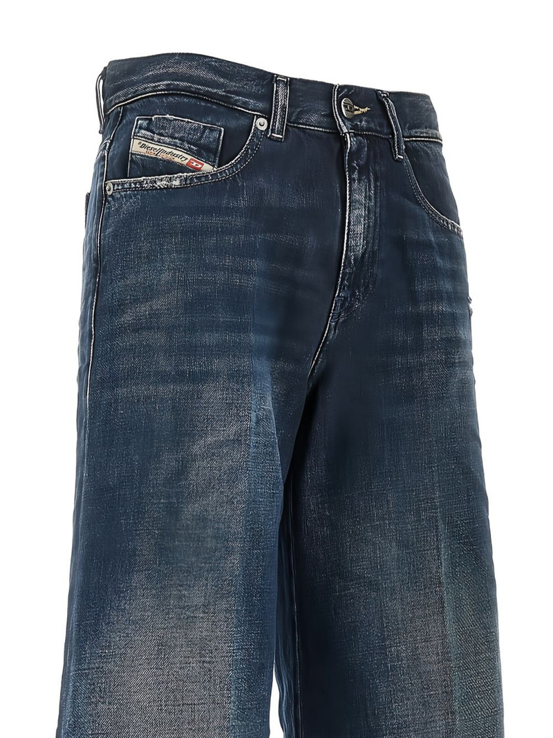 Diesel logo-patch jeans outlook