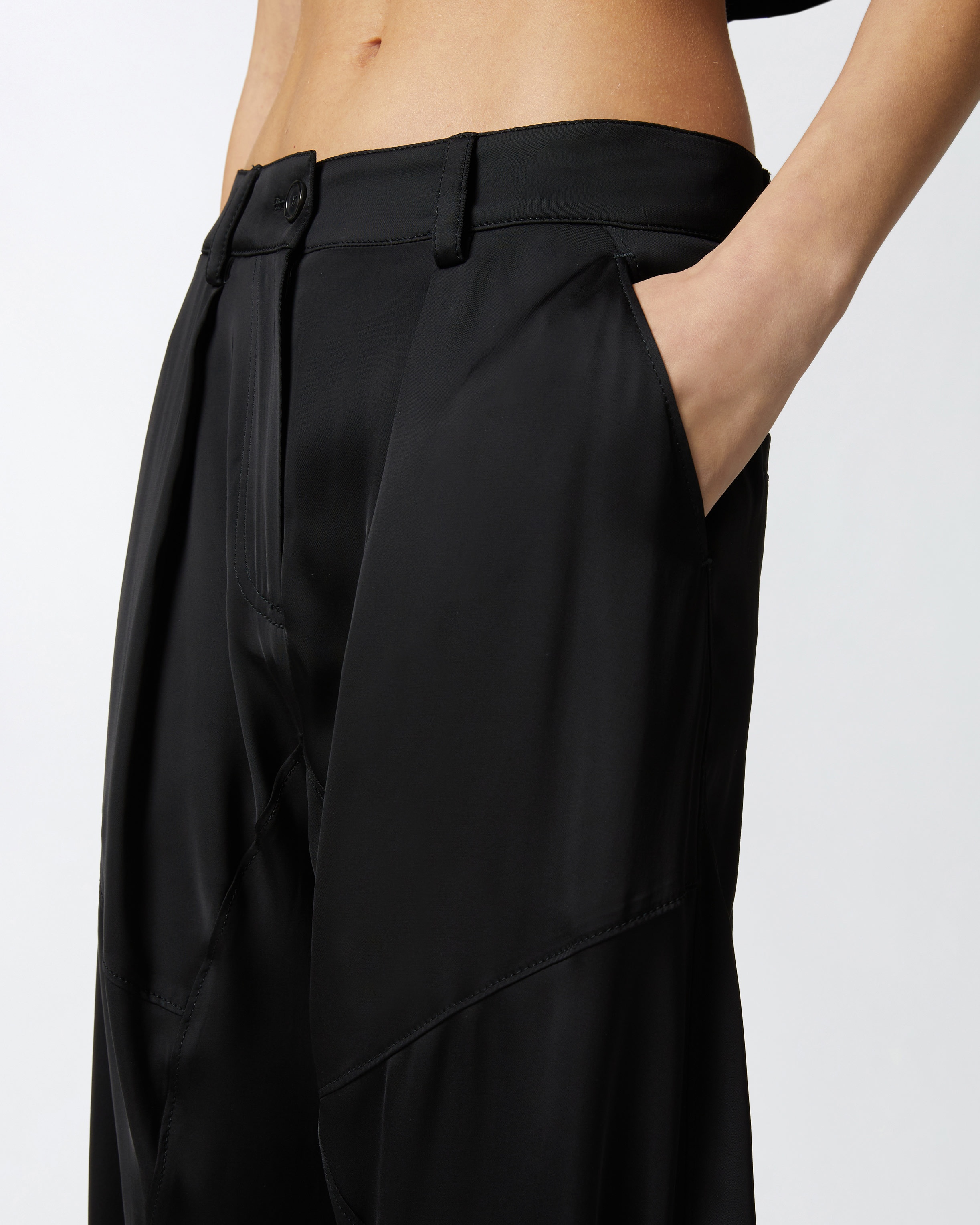 P-PANTS TROUSERS IN MATTE SATIN WITH BUTTON AT THE HEM - 5