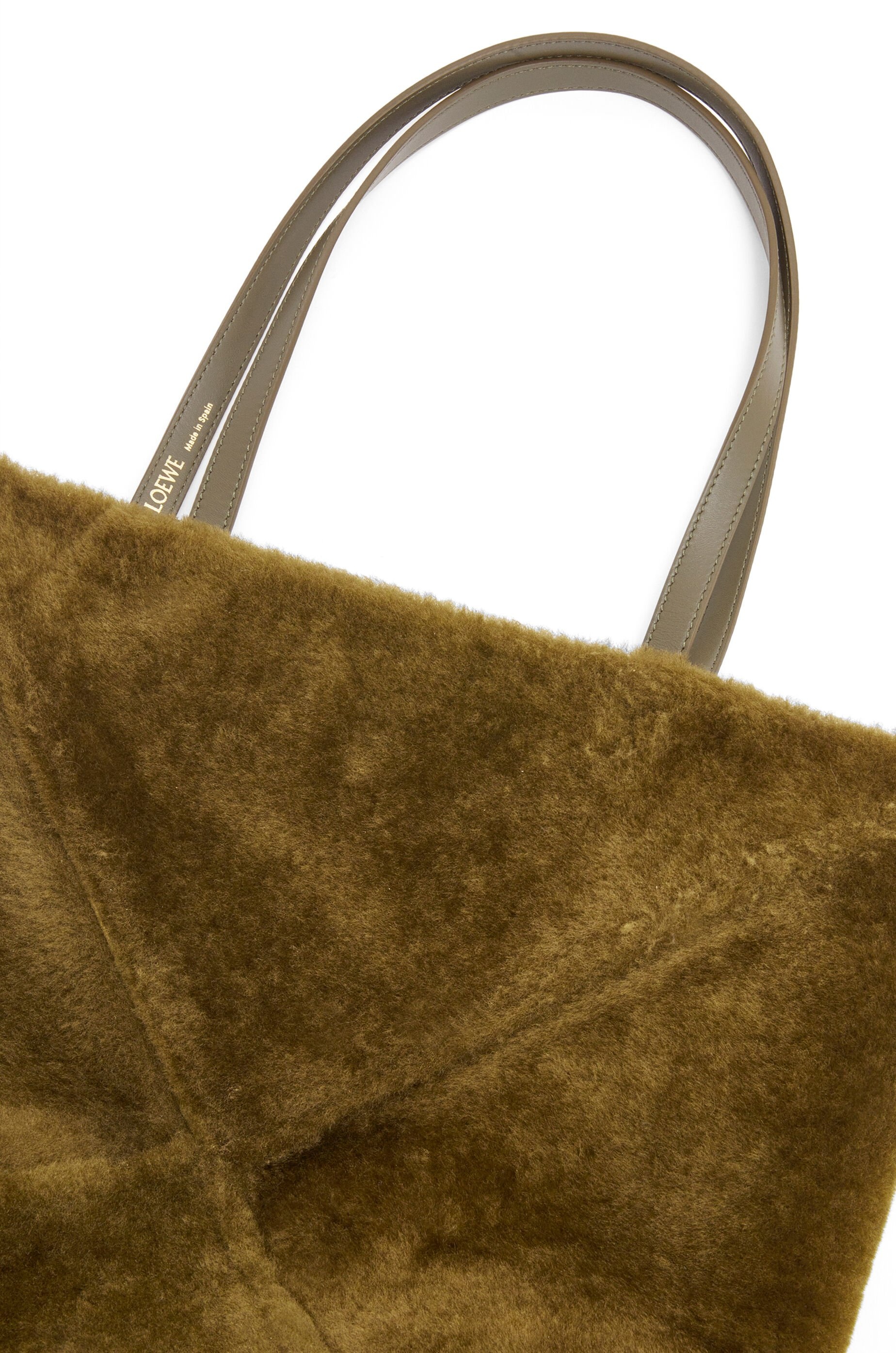 Puzzle Fold Tote in shearling - 10
