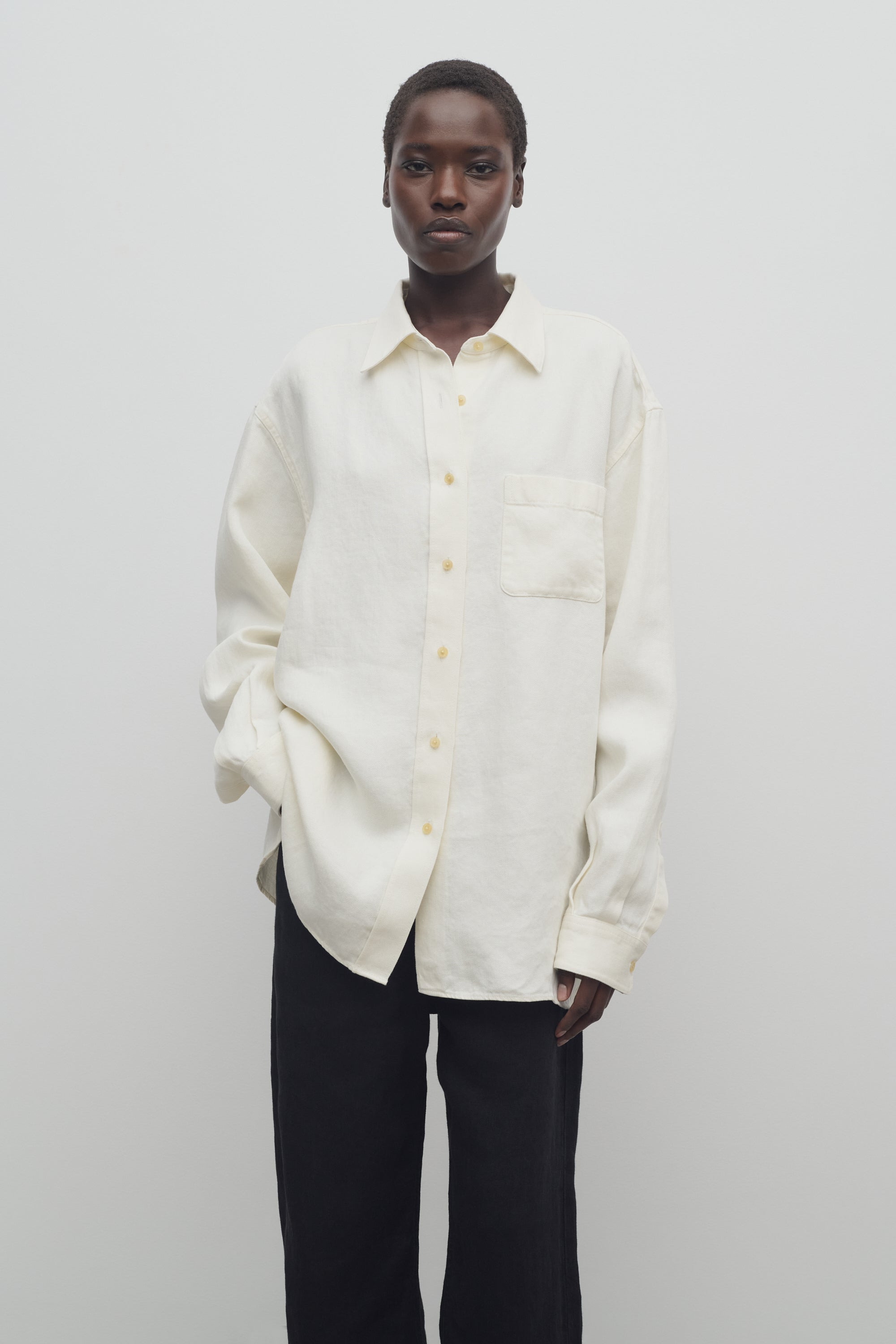 Nesson Shirt in Linen - 3