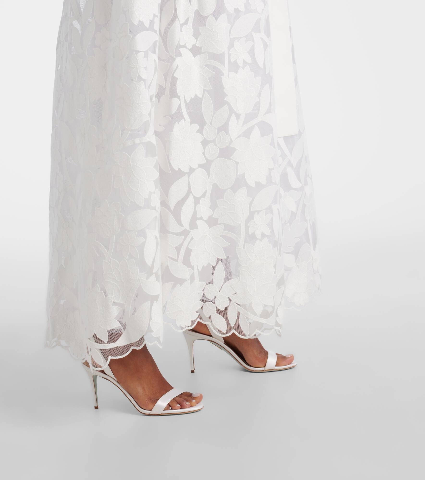 Bridal embroidered tulle gown - 5