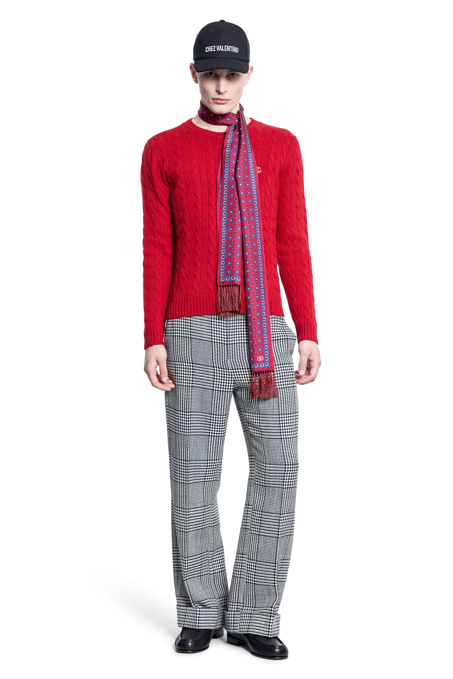 Vlogo-Cashmere-Cable-Knit-Sweater - 4