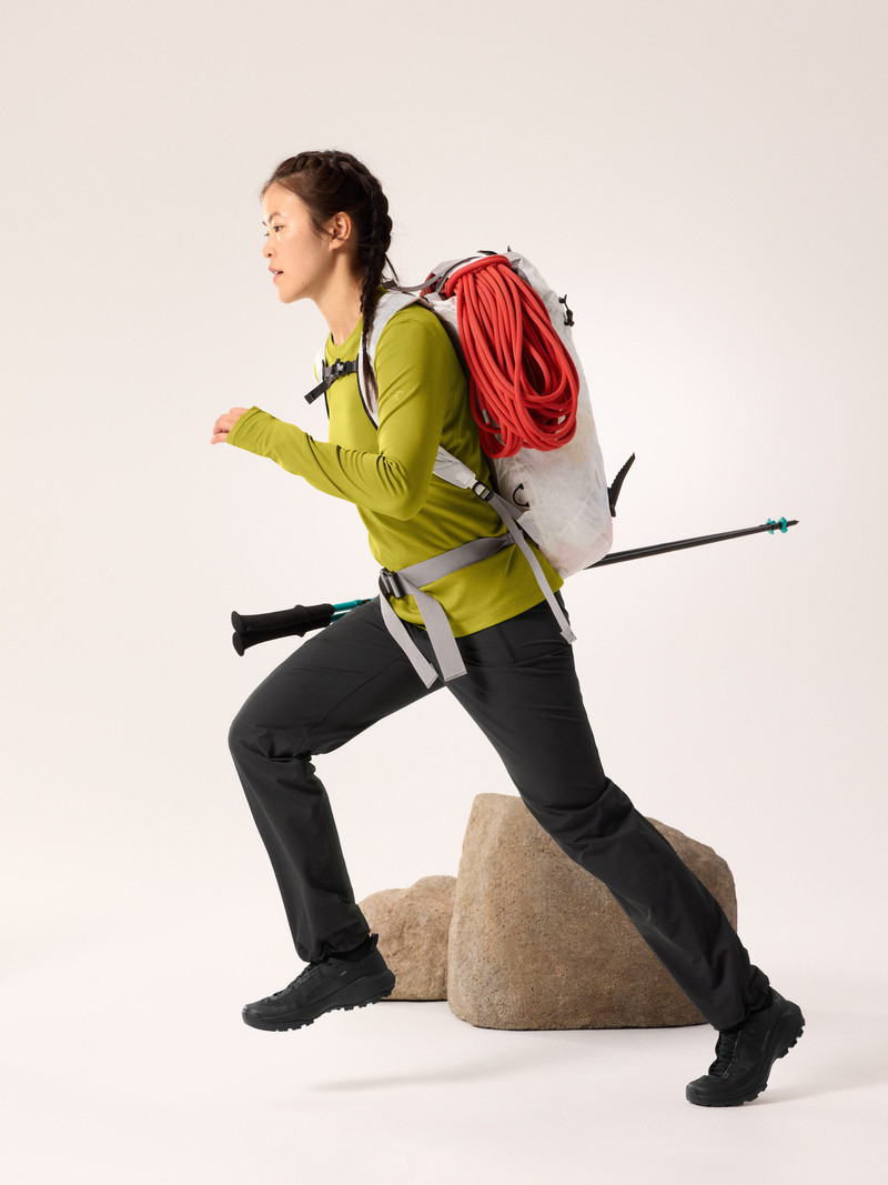 Arc'teryx Taema Thermal Crew Neck Shirt LS outlook