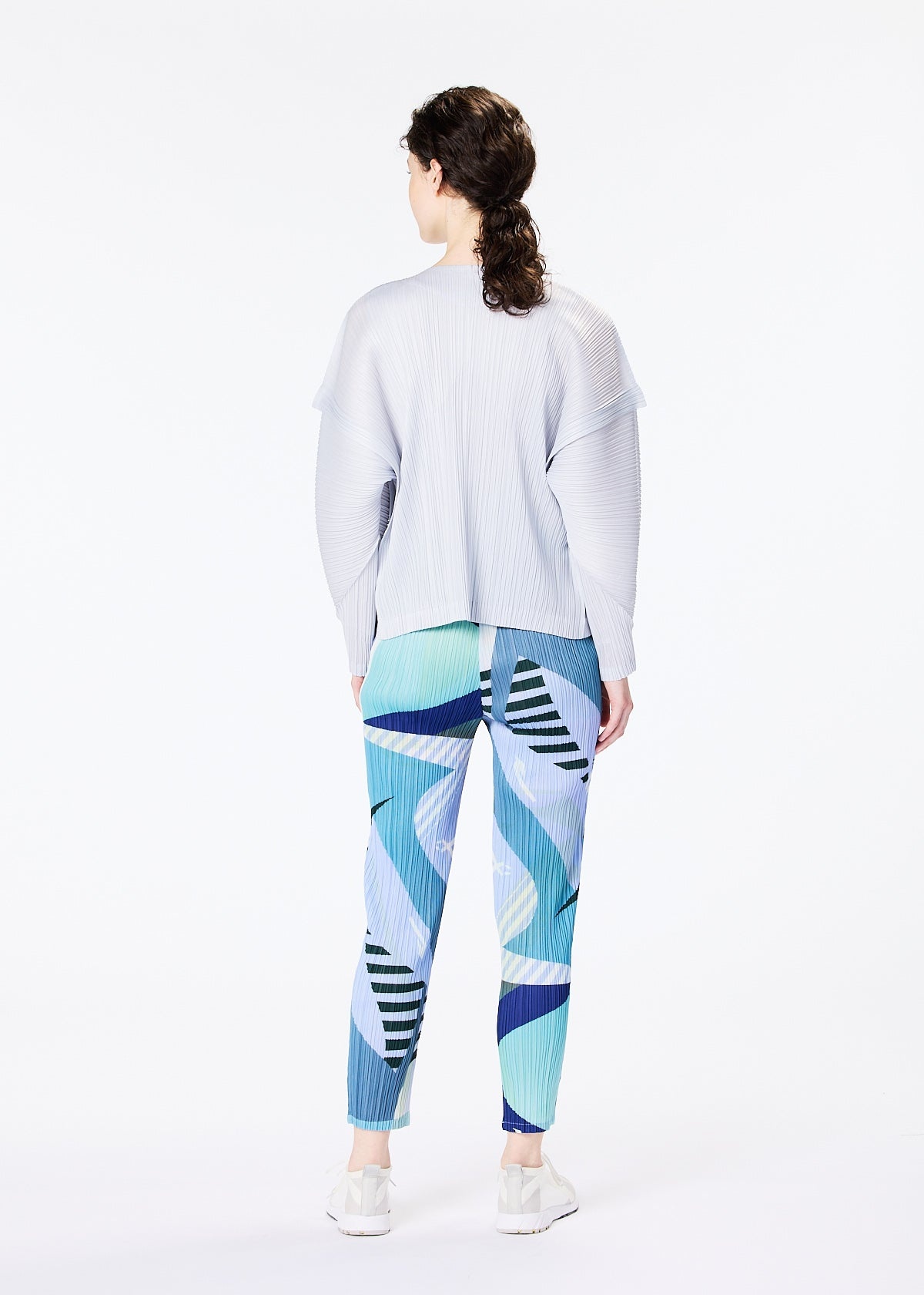 Pleats Please Issey Miyake FREEWAY PANTS | isseymiyake