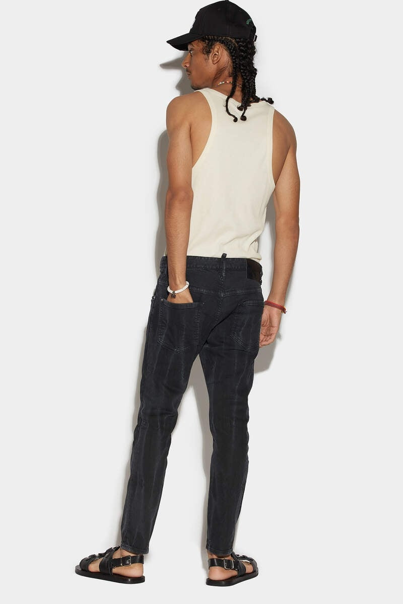 DSQUARED2 BLACK SMOKE BULL WASH SKATER JEANS outlook