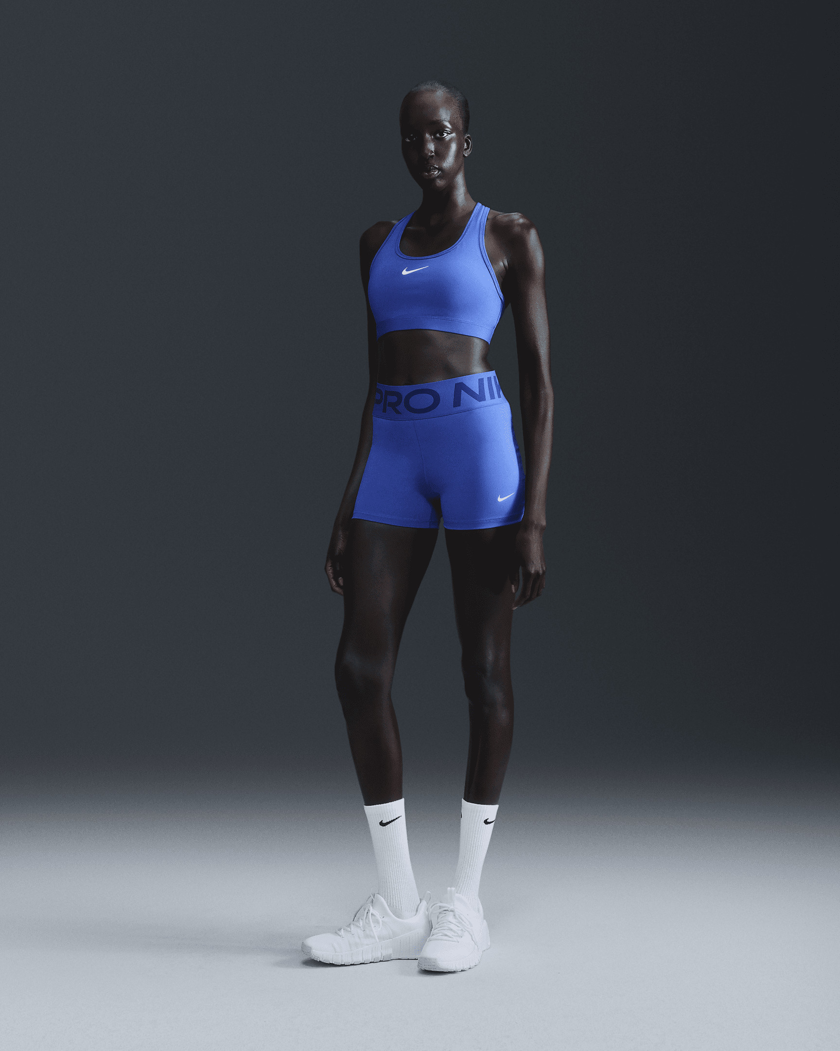 Nike Swoosh Medium Support Women's Padded Sports Bra - 4