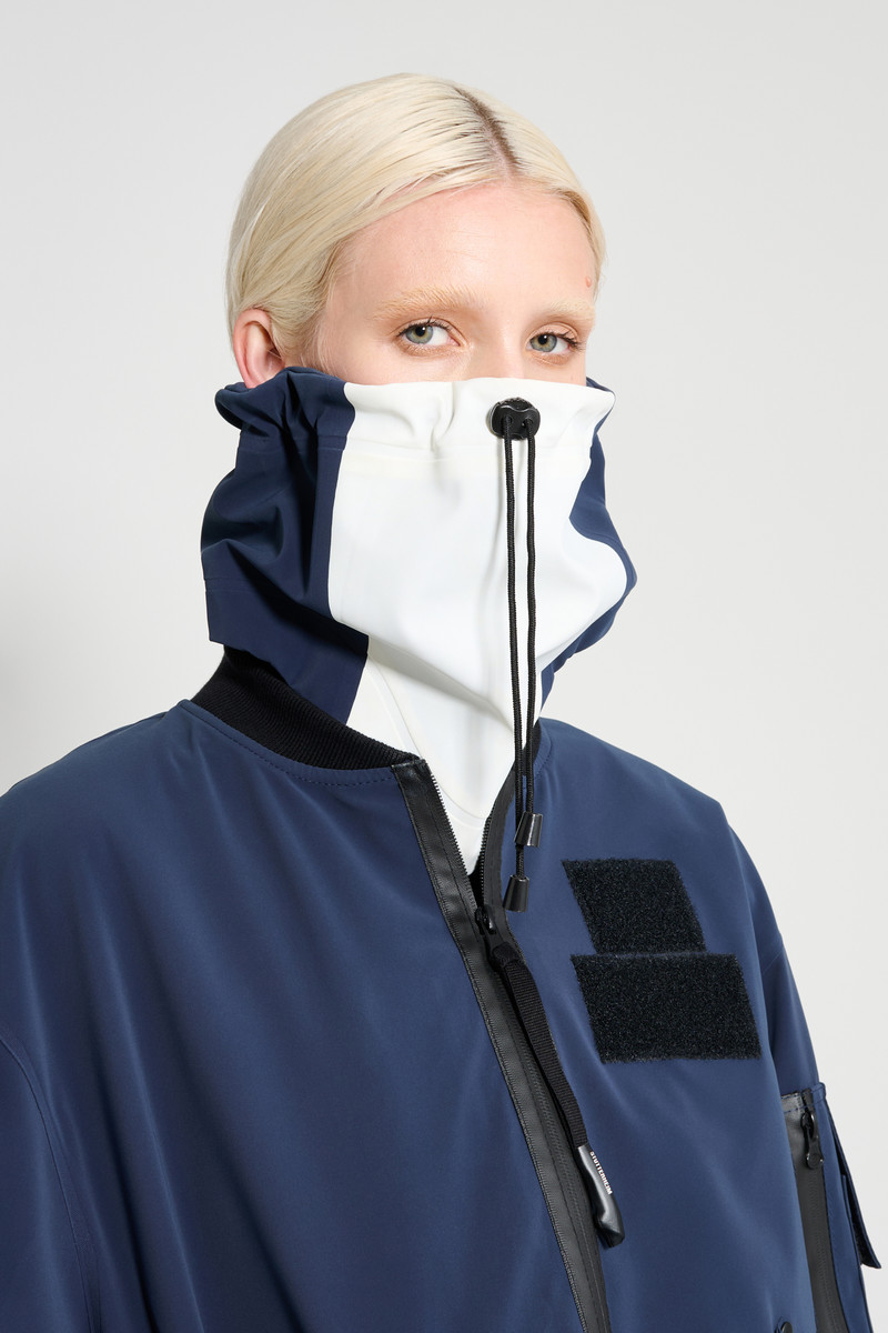 Stutterheim Rain Collar Matte Navy/Green outlook