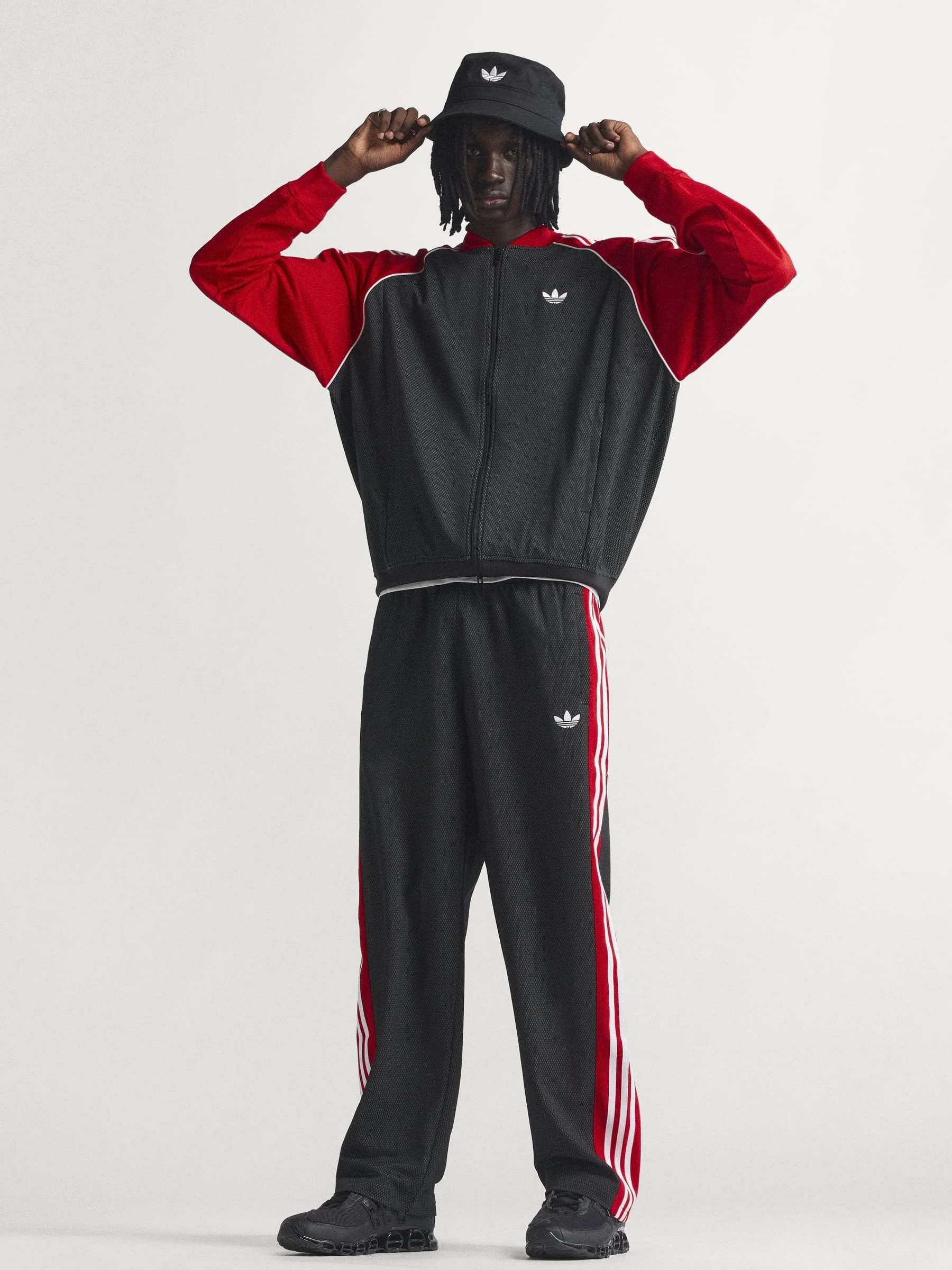 LOOSE MESH TRACKPANTS - 1
