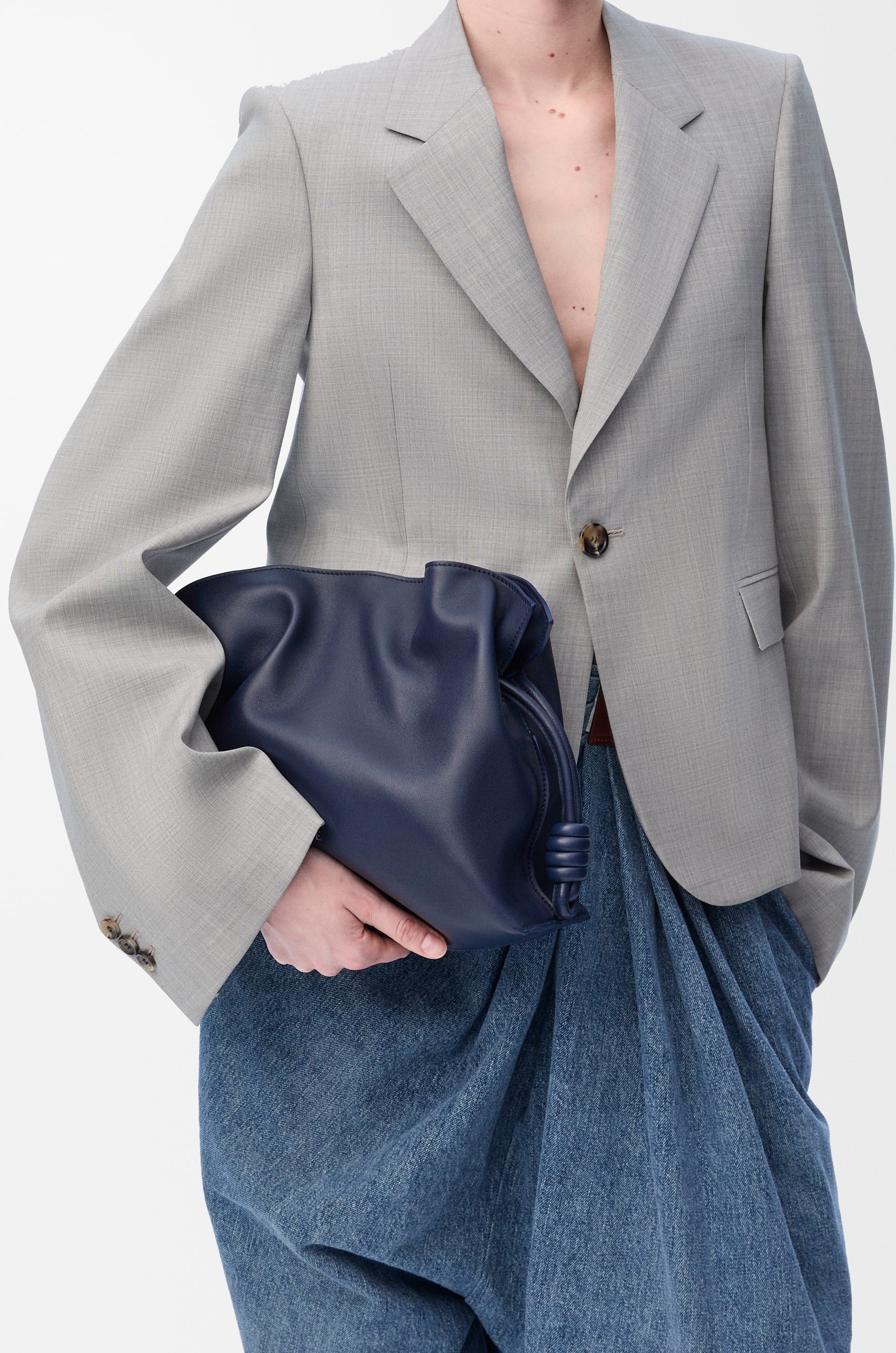 Medium Flamenco clutch in nappa calfskin - 2