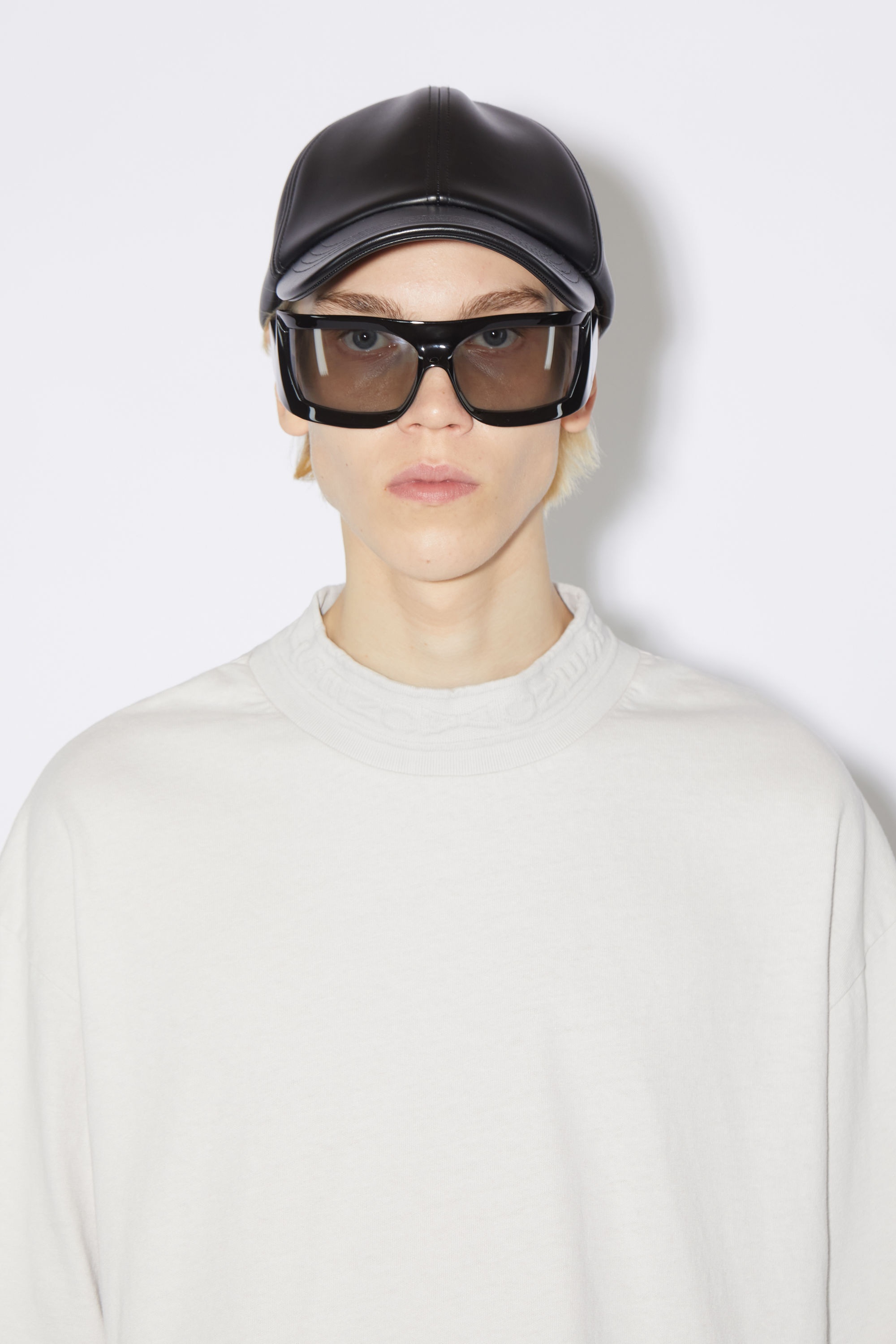 Logo tape t-shirt - Cold white - 4