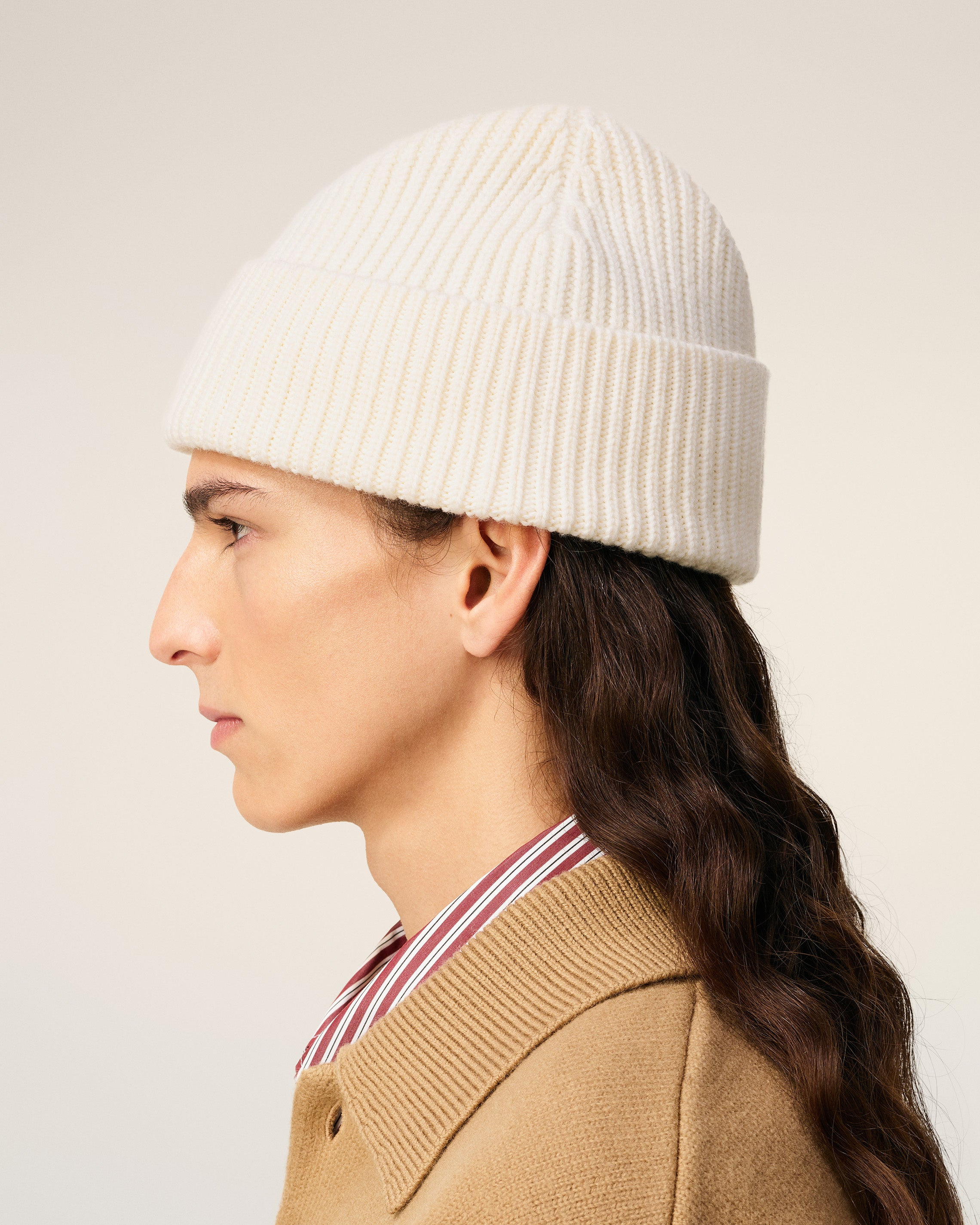 WHITE WOOL AMI DE COEUR BEANIE - 5