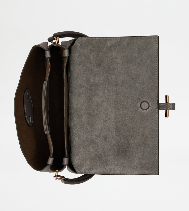 T TIMELESS FLAP BAG IN LEATHER MINI - GREY 4