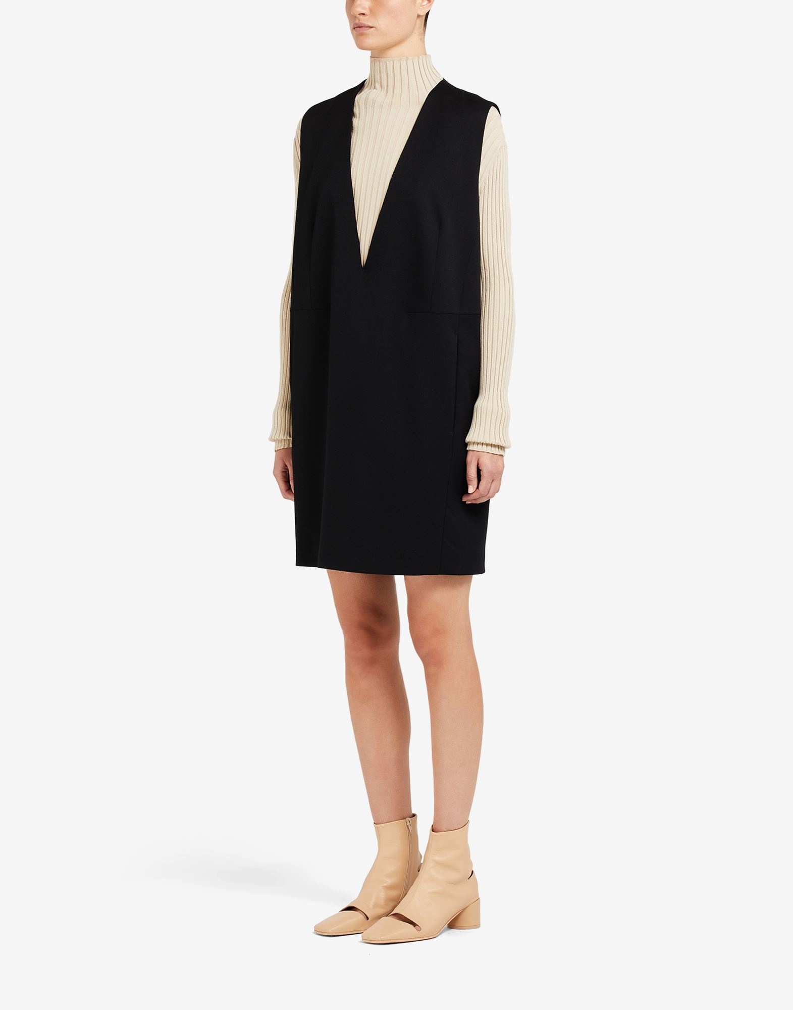 V-neck dress - 5