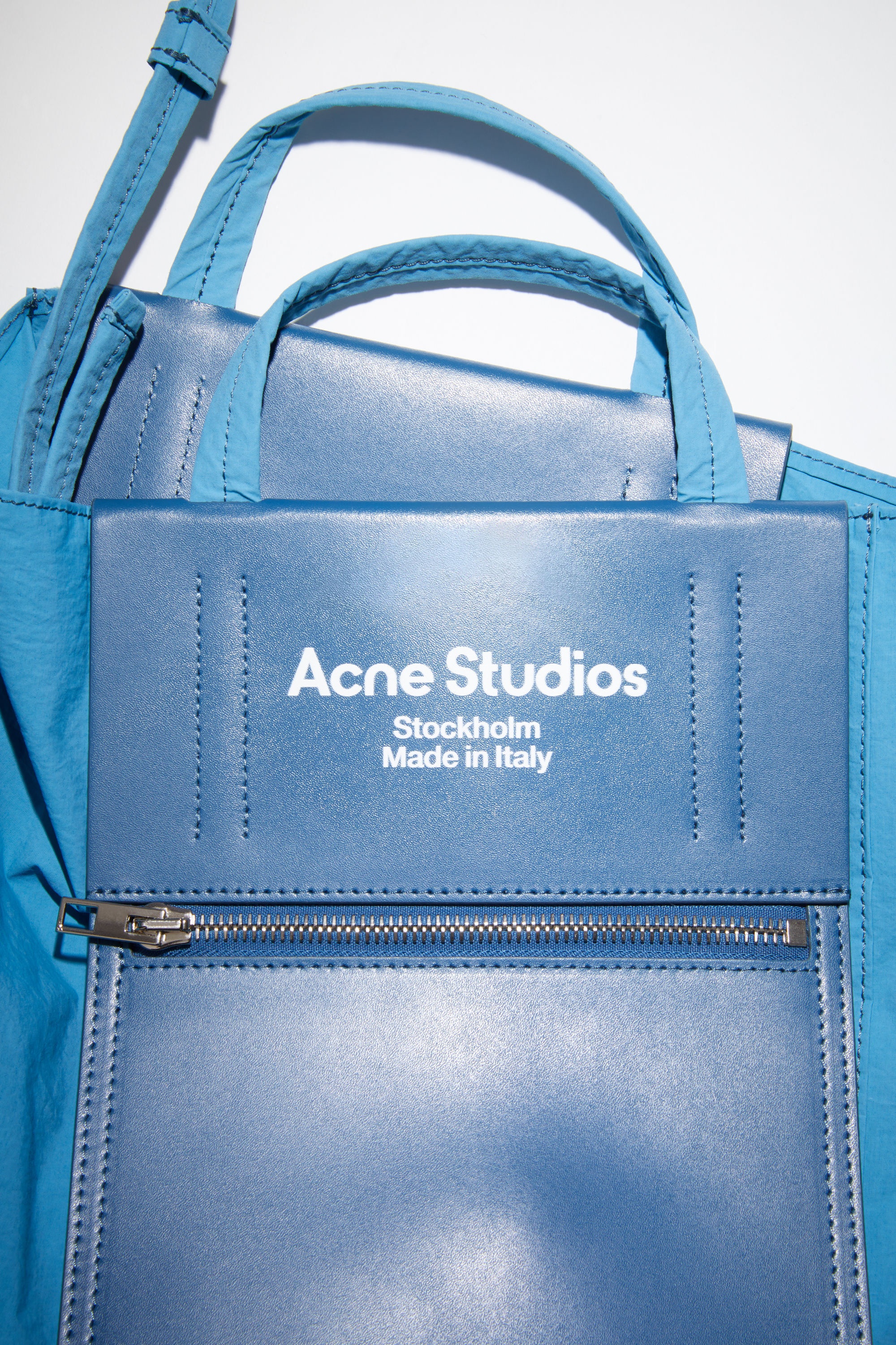 Papery Nylon tote bag - Powder blue/blue - 6