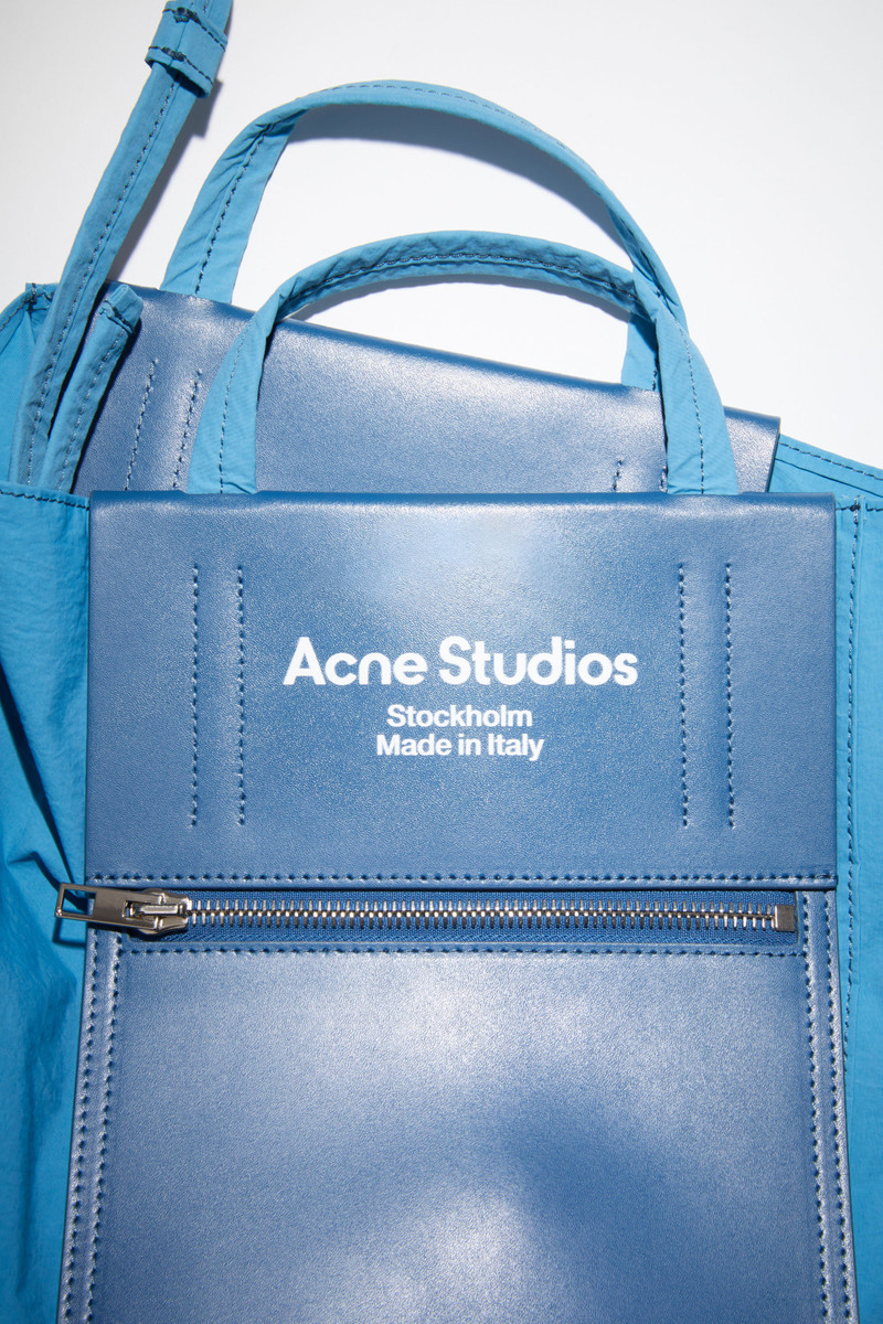 Papery Nylon tote bag - Powder blue/blue 6