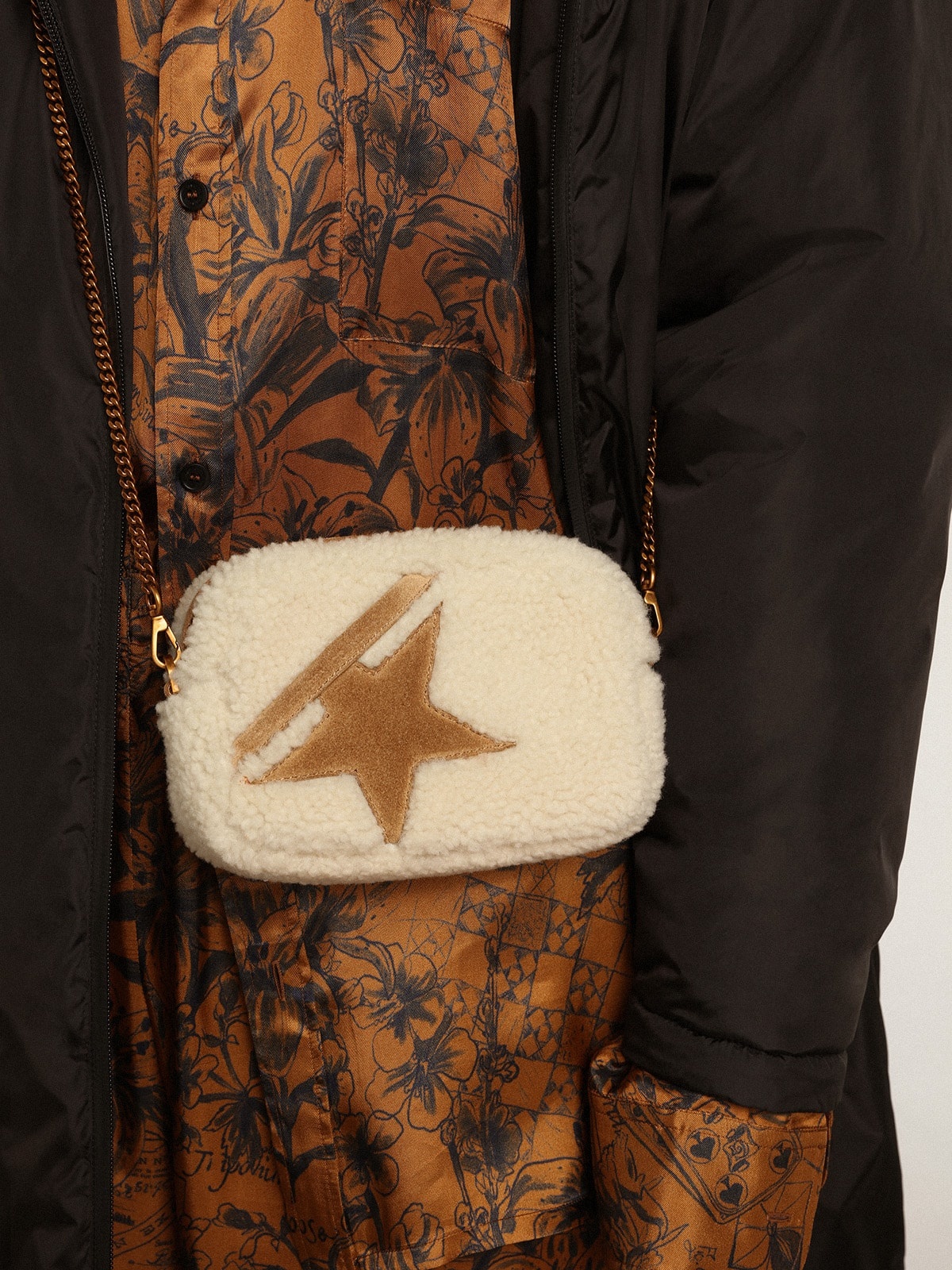 Mini Star Bag in beige shearling with suede star - 3