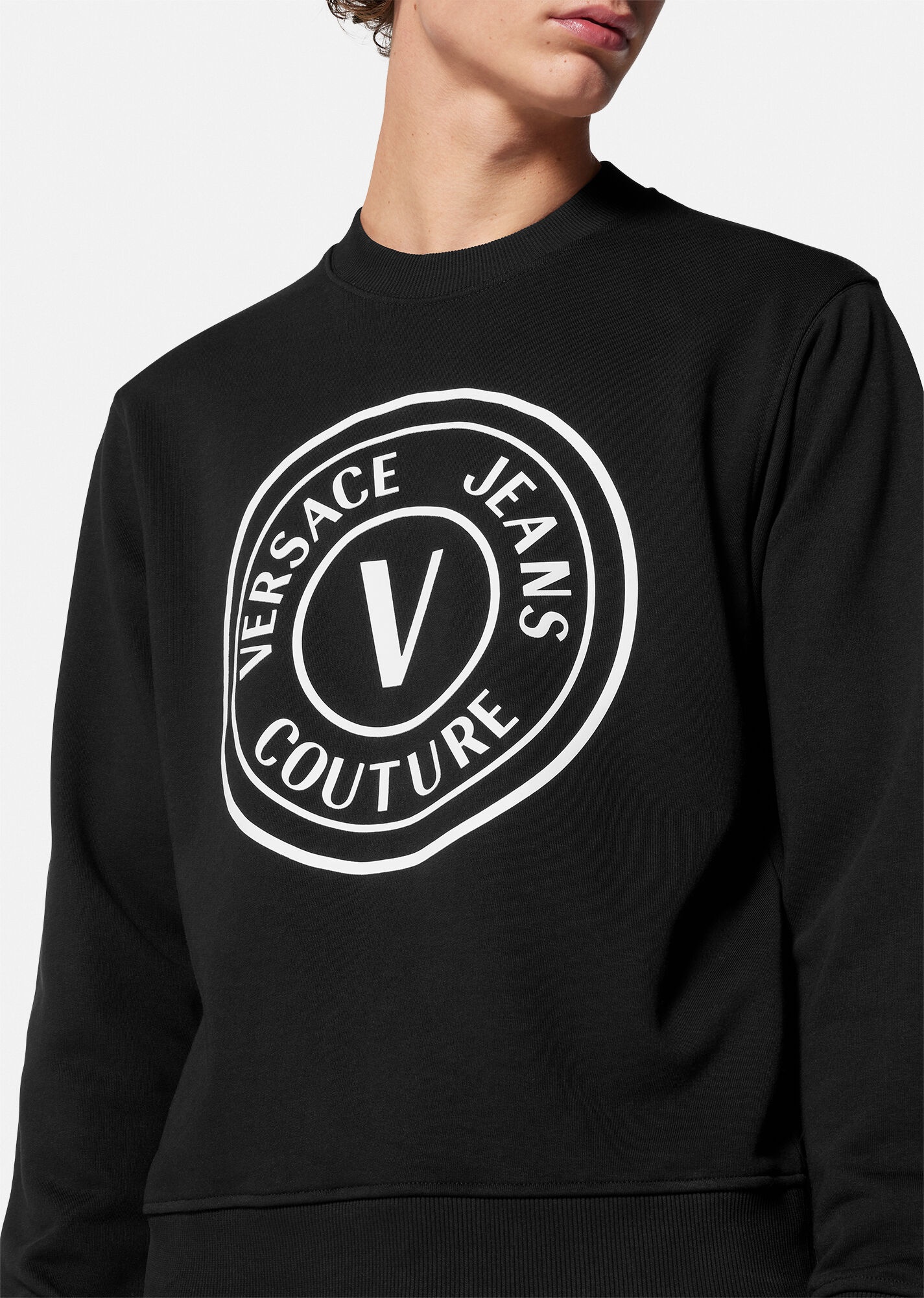 V-Emblem Sweatshirt - 5