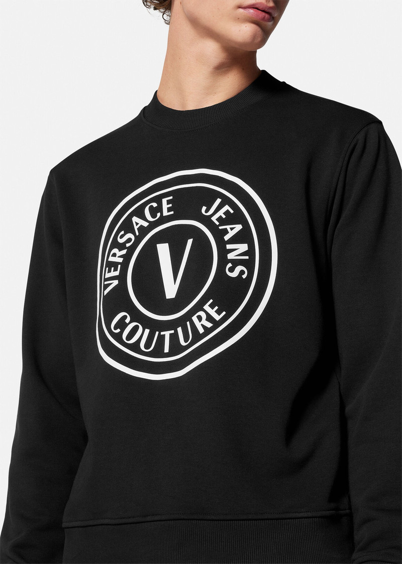 V-Emblem Sweatshirt 5