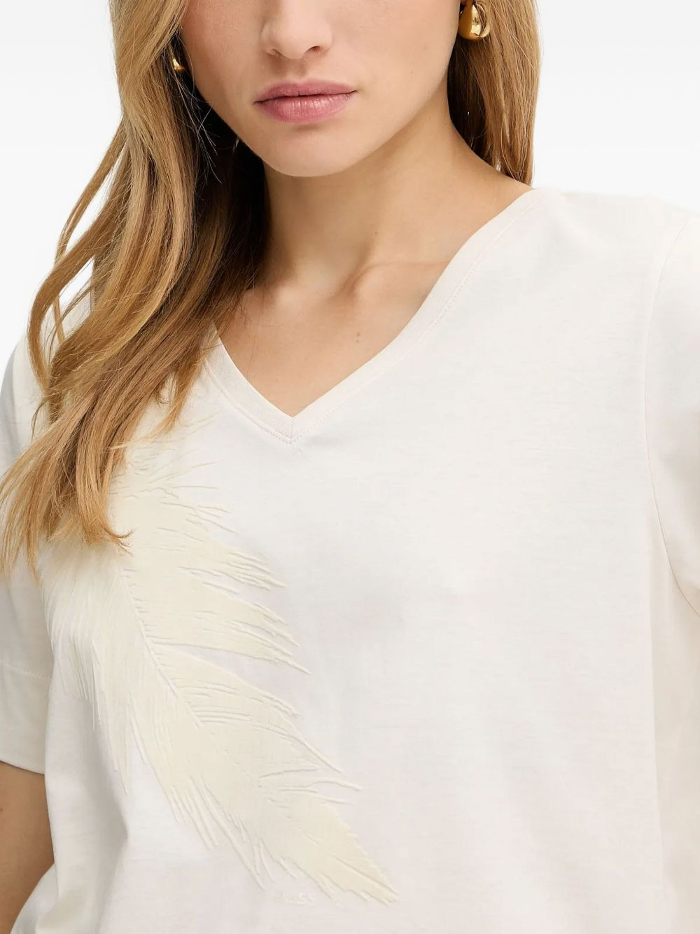 feather-embellished v-neck T-shirt - 4