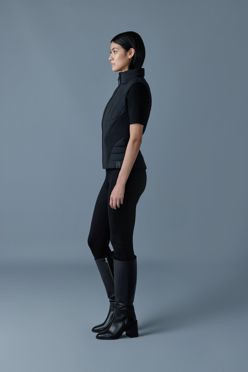 AURELIA Smocked detail light down vest 3