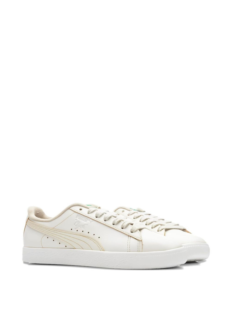 PUMA Clyde leather trainers outlook