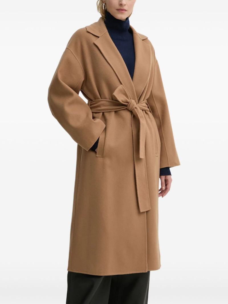 Peter coat 1