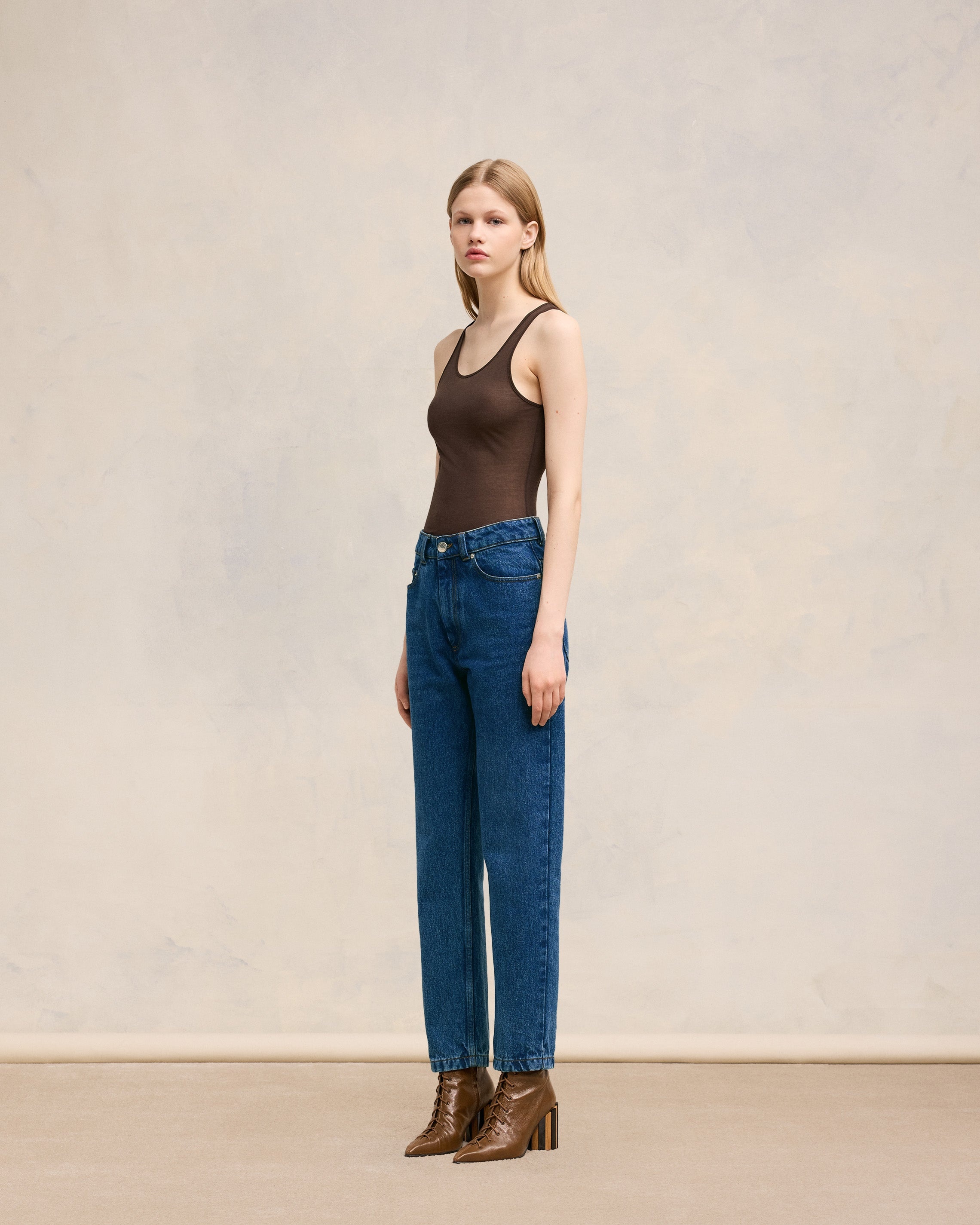 CLASSIC FIT JEANS - 6