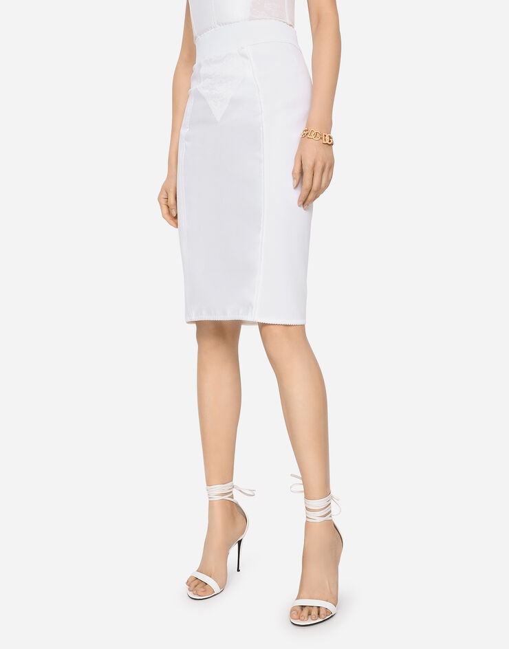 Marquisette and satin skirt with corset details - 4