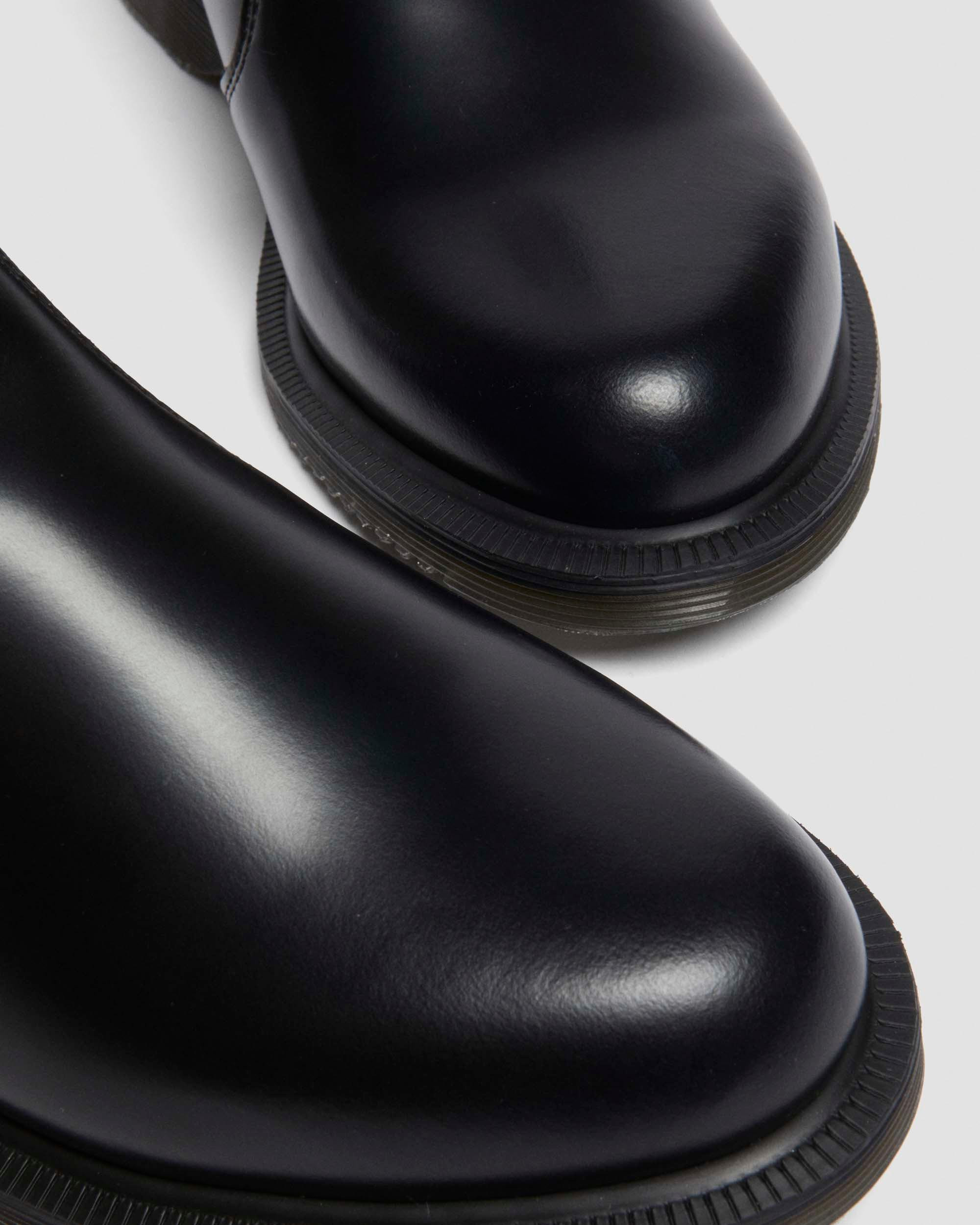 Flora Smooth Chelsea Boots - 7