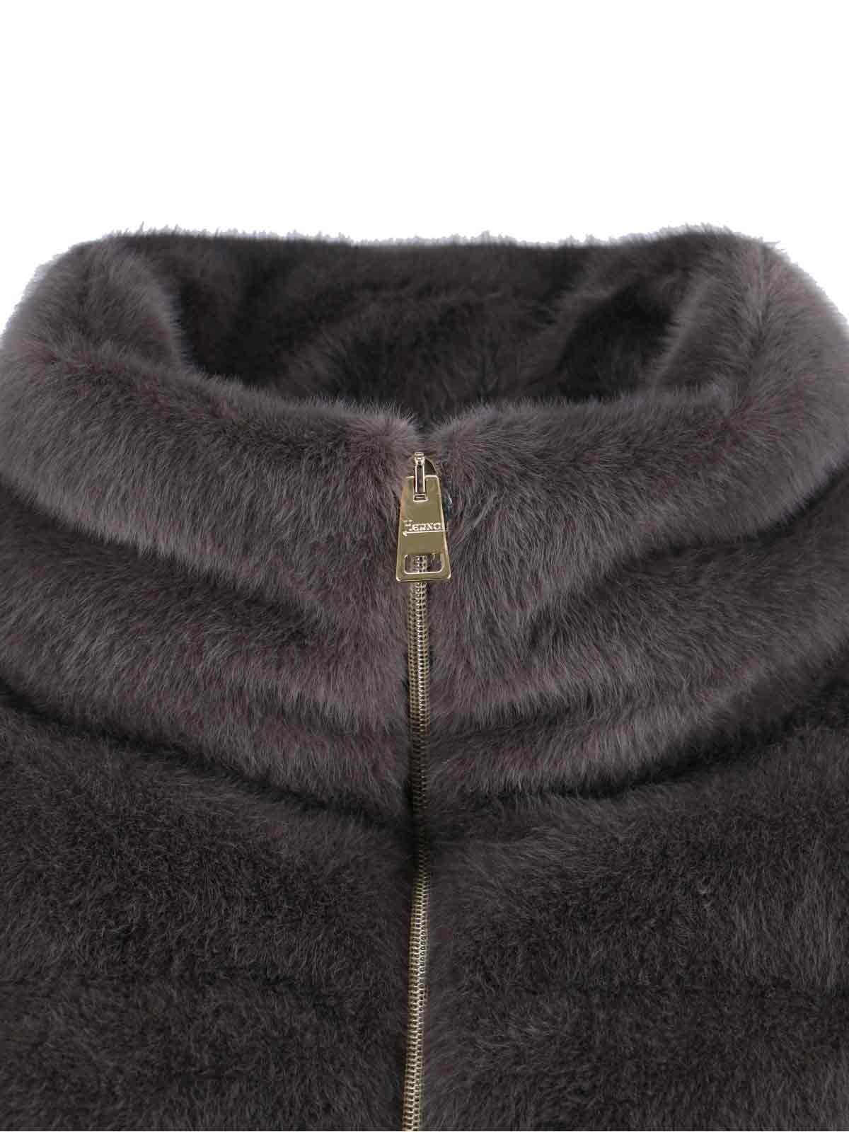 FUR COAT - 3