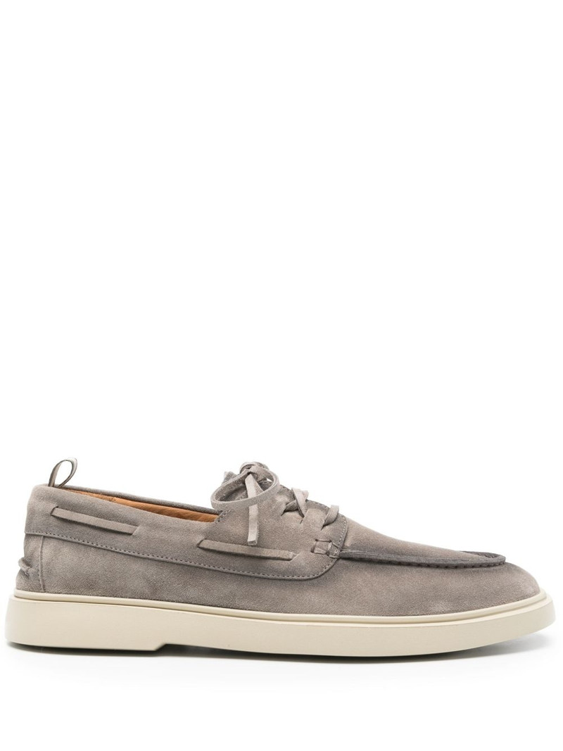 Bones 013 boat shoes 1