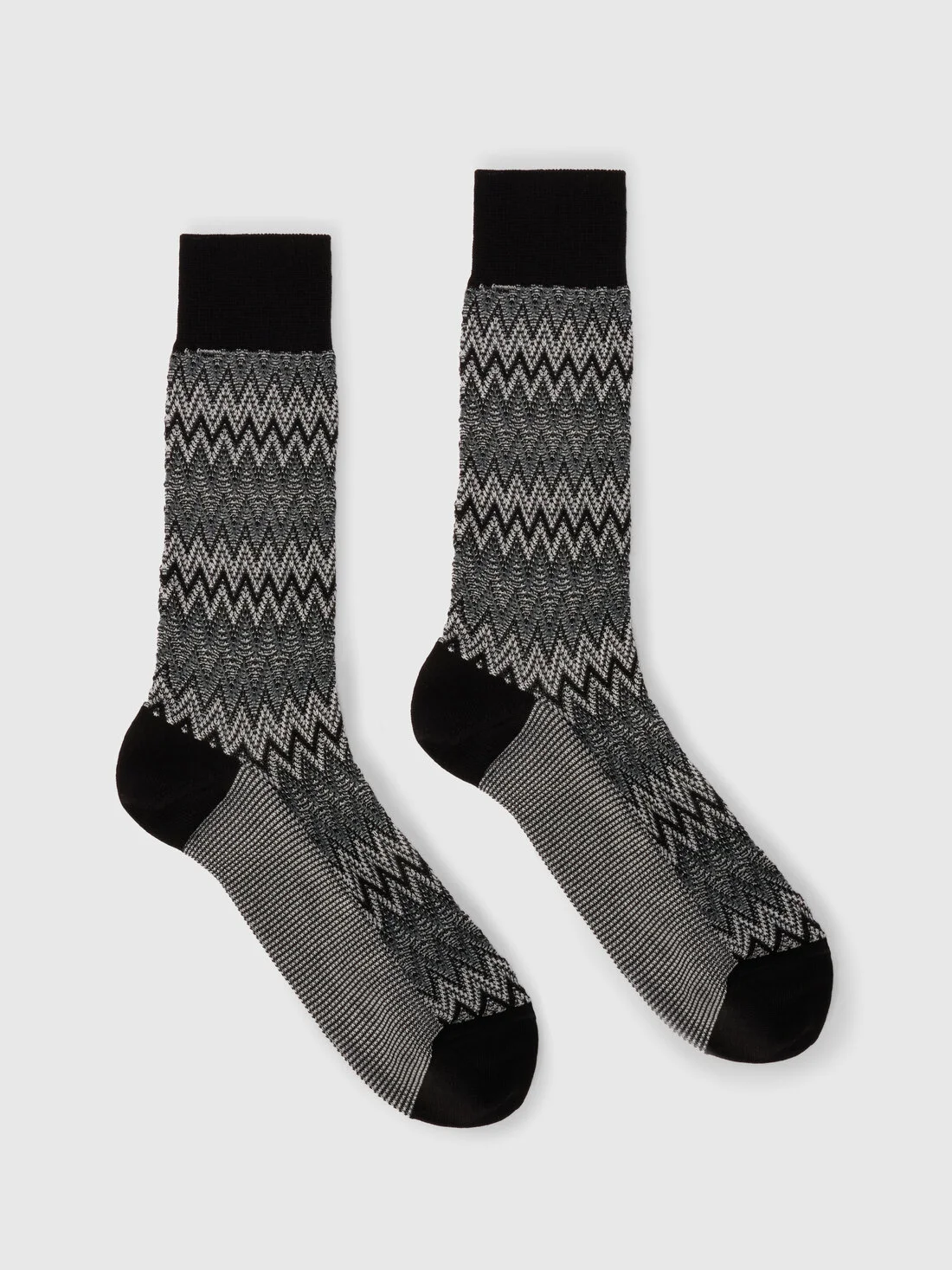 Mid-length cotton-blend socks with dégradé zigzag - 1