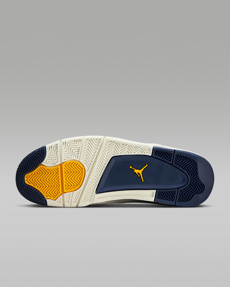 Jordan Air Jordan 4 RM Men's Shoes outlook