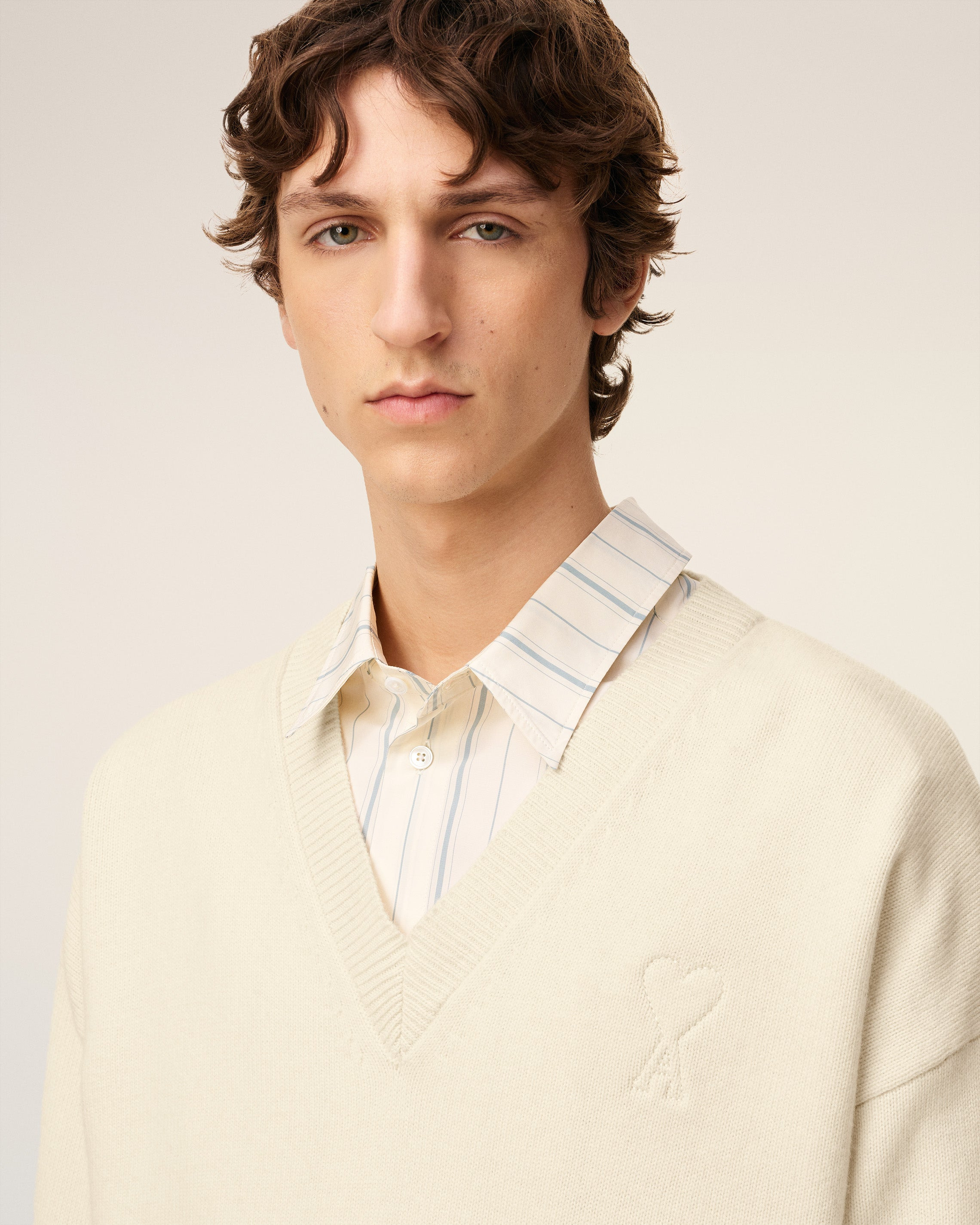 WHITE WOOL AMI DE COEUR V NECK SWEATER - 4