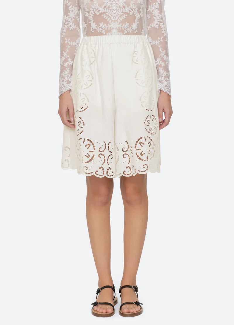 Dahlia Eyelet Short - 1