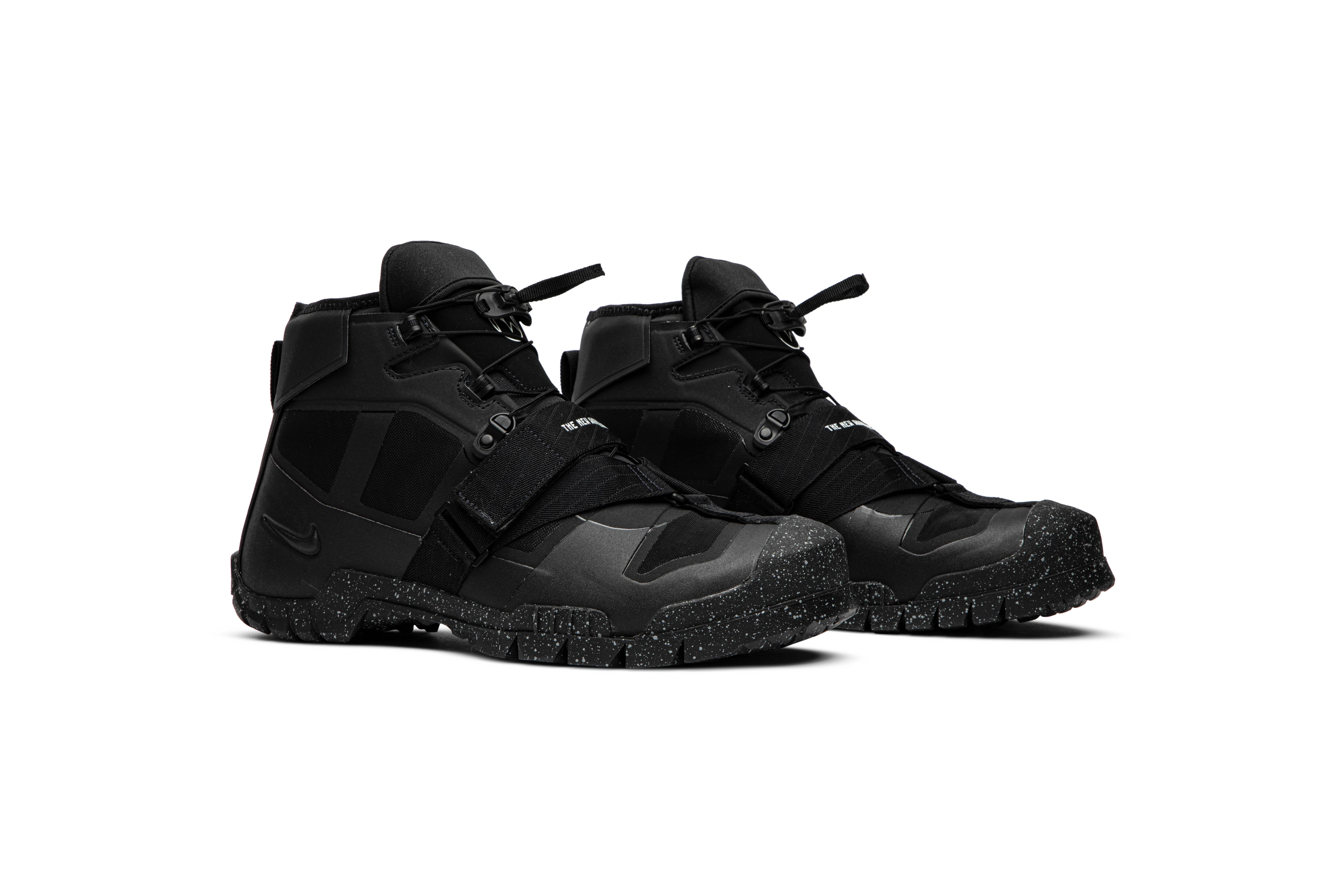 Undercover x SFB Mountain 'Black' - 8