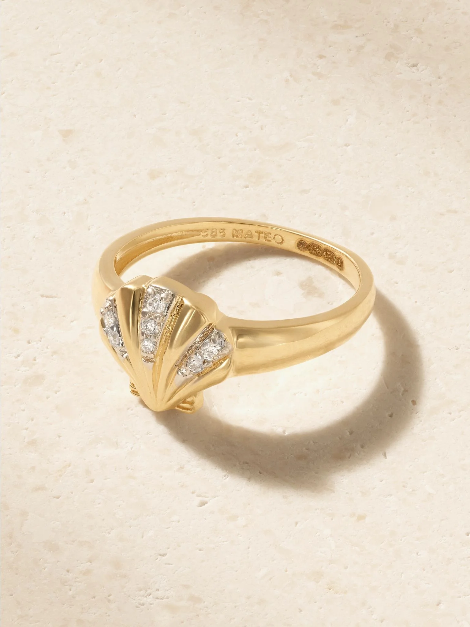 Petite Venus 14-karat gold diamonds signet ring Gold - 1