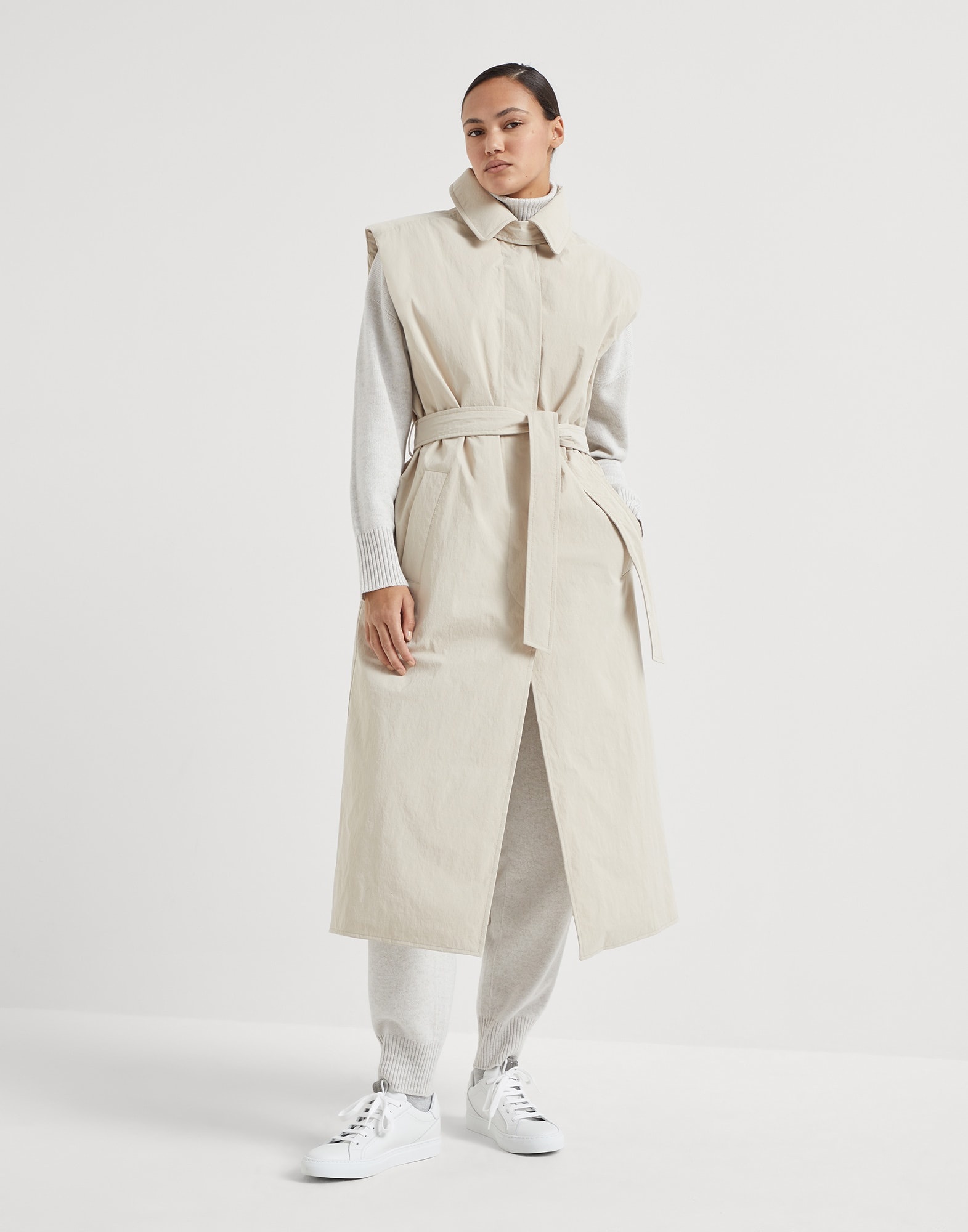 Techno canvas sleeveless trench with down quilting and monili - 1