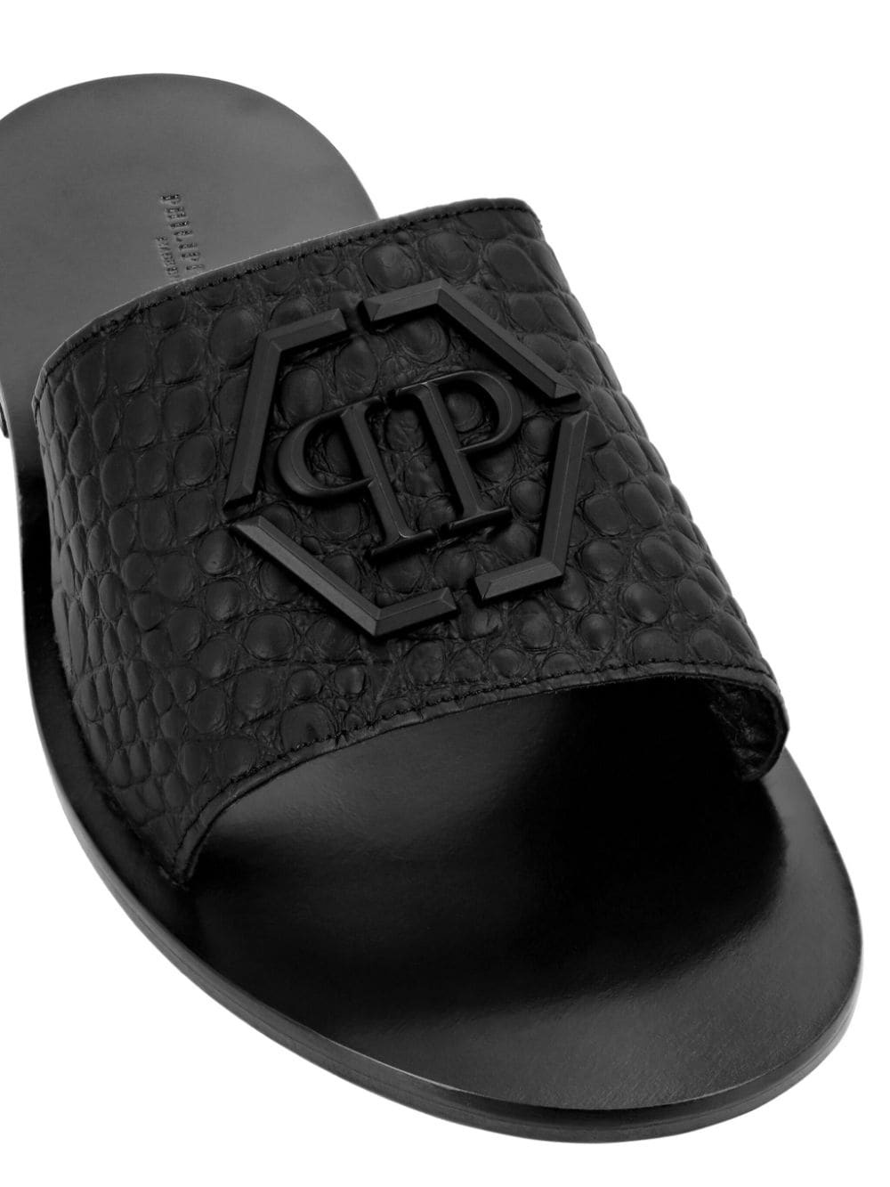 crocodile-embossed leather sandals - 4