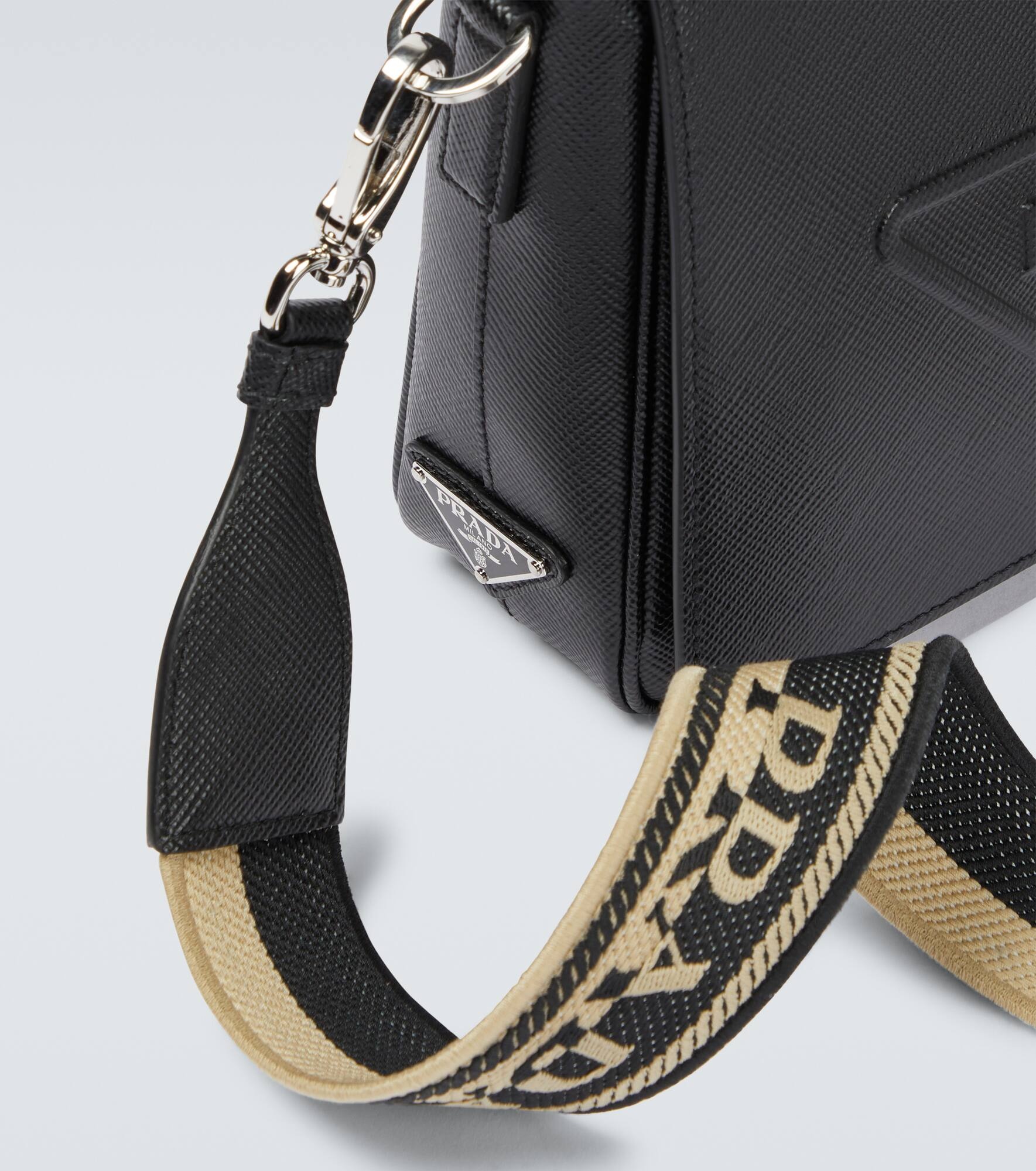 Saffiano leather shoulder bag - 6